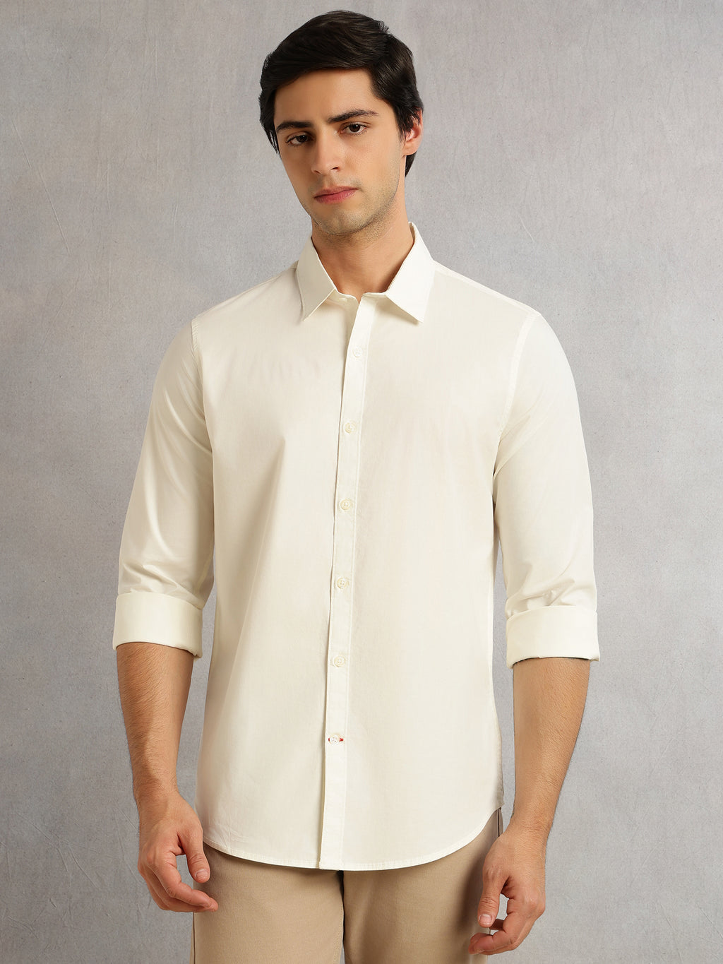 Thomas Scott Men Cream Premium Slim Fit Long Sleeves Spread Collar Solid Casual Shirt