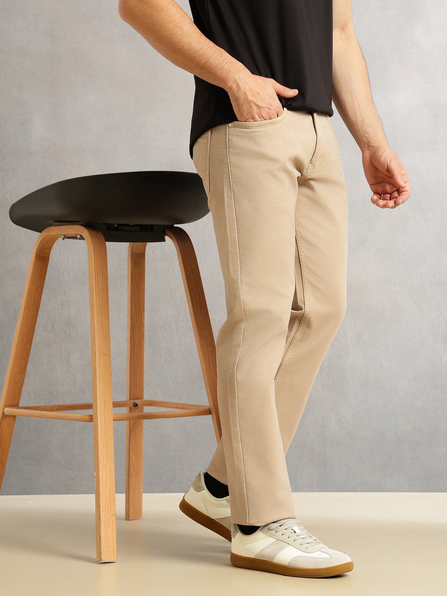 Thomas Scott Men Beige Cricket Club Collection Straight Fit Mid-Rise Light Shade Stretchable Jeans-Clean Look, 5 Pocket Design