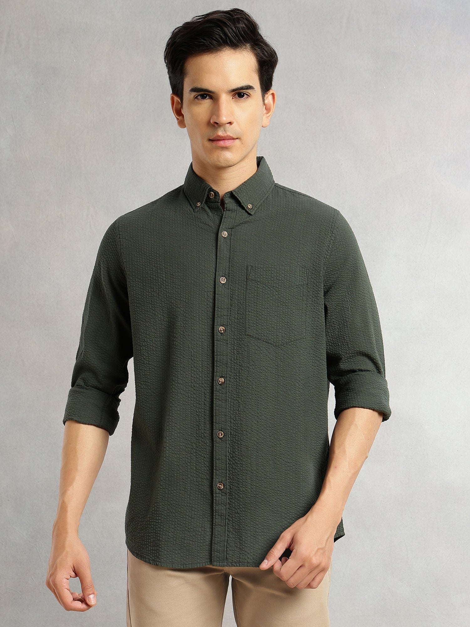 Thomas Scott Men Olive Premium Slim Fit Long Regular Sleeves Button-Down Collar Pinstripes 100% Cotton Seersucker Casual Shirt