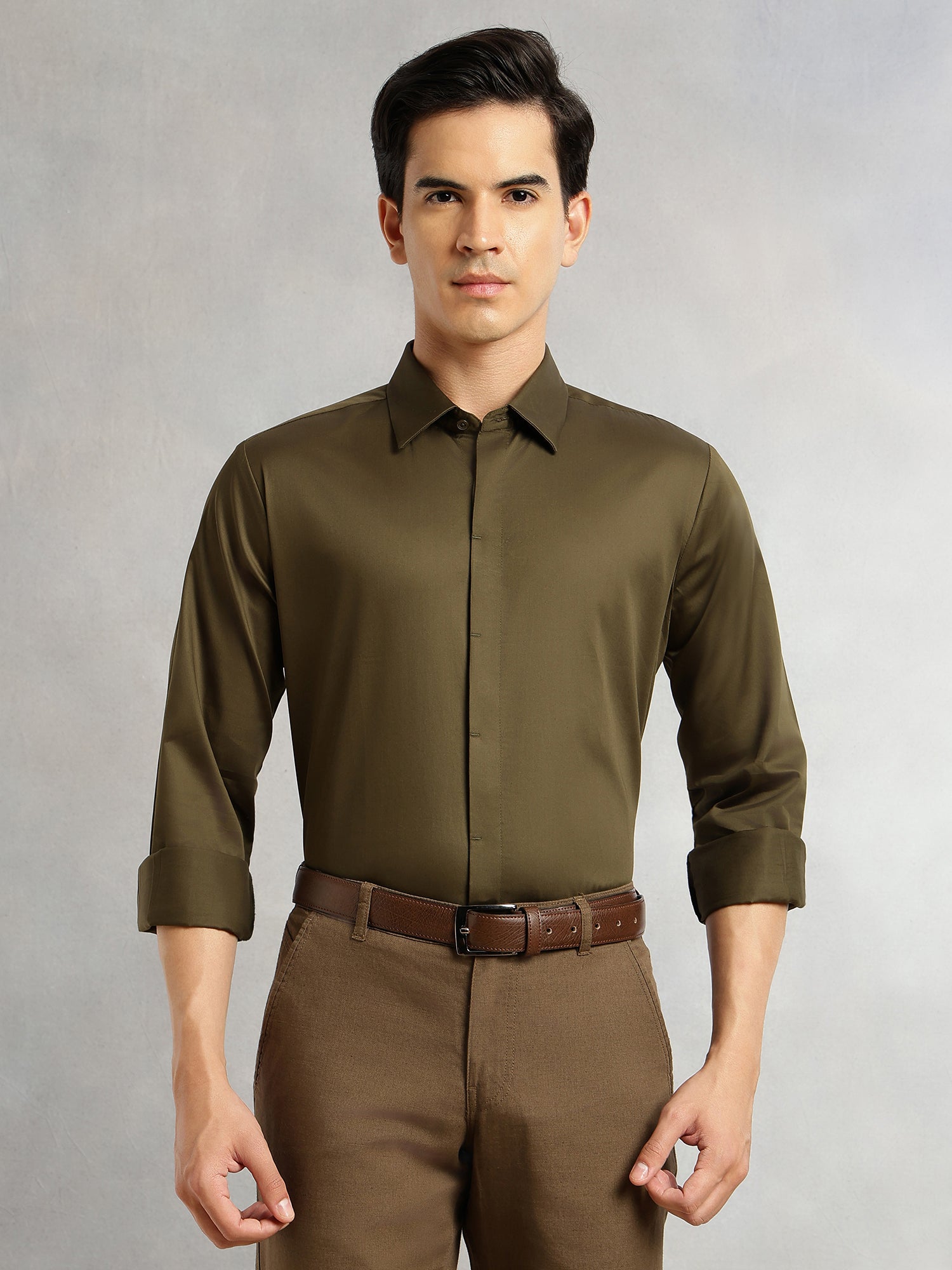 Thomas Scott Men Olive Premium Long Sleeves Regular Fit Spread Collar Solid 100% Cotton Formal Shirt
