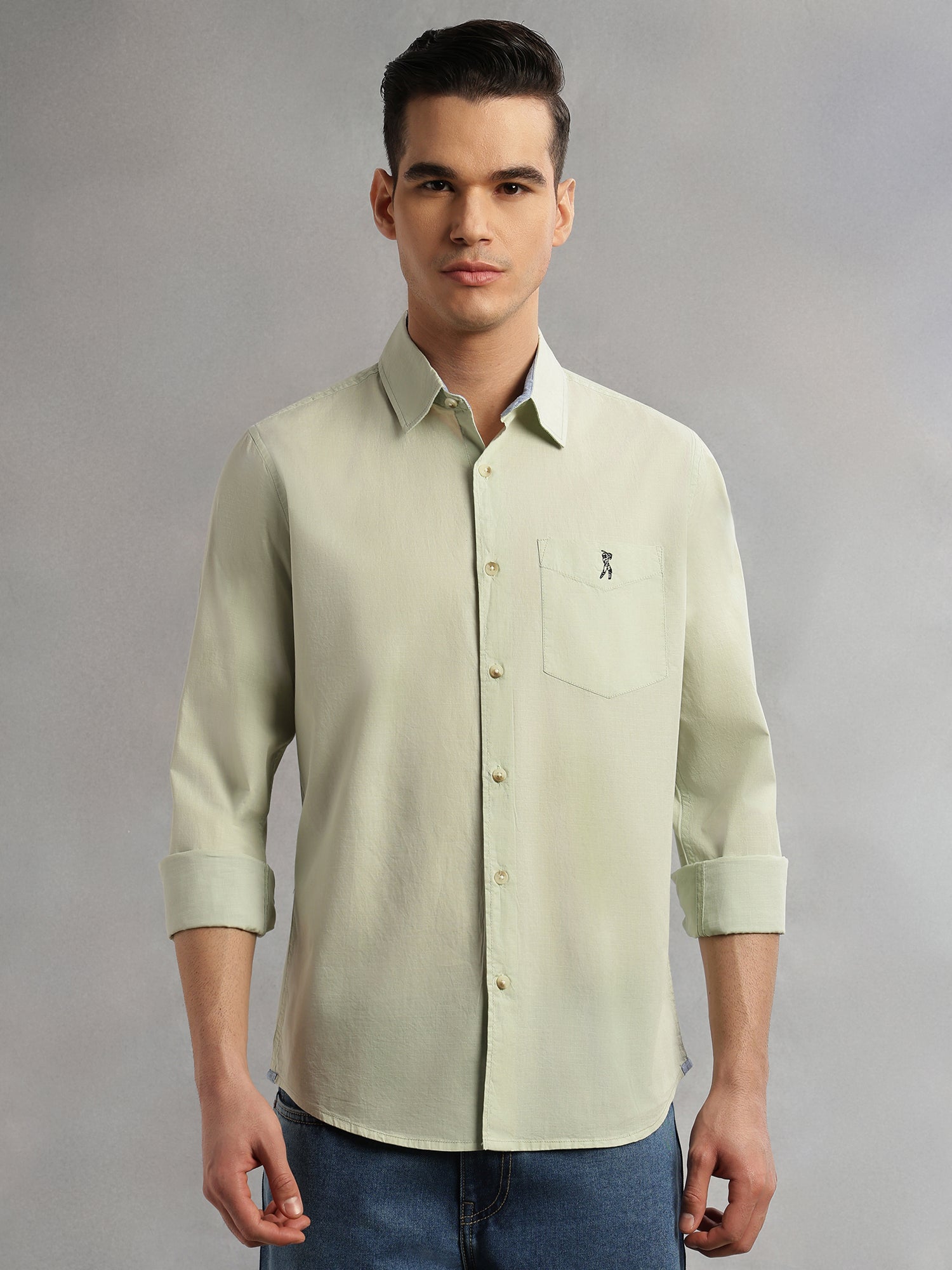 Thomas Scott Men Green Cricket Club Collection Slim Fit Long Sleeves Spread Collar Solid Cotton Casual Shirt