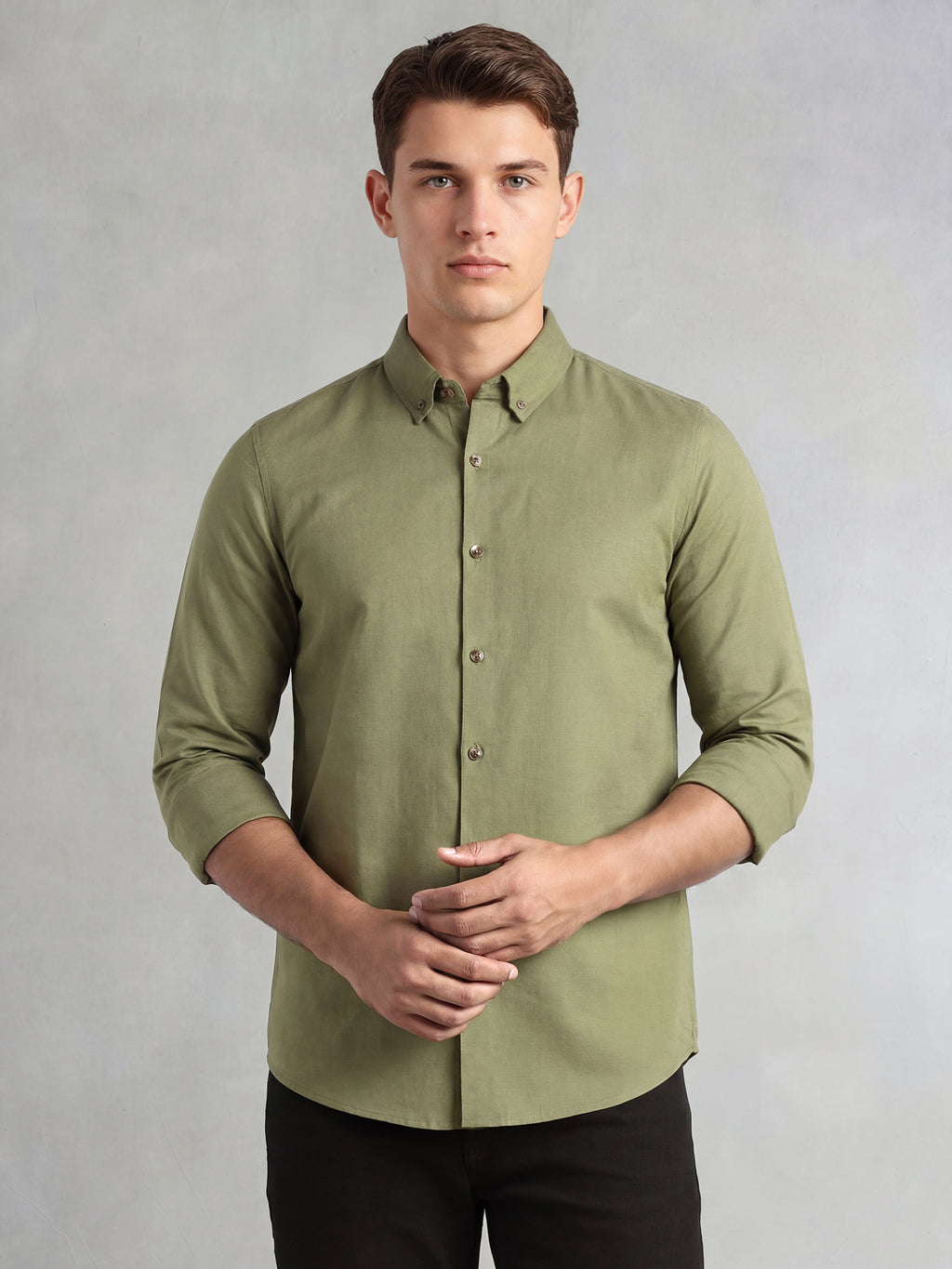 Thomas Scott Men Olive Long Regular Sleeves Slim Fit Button-Down Collar Solid Linen Casual Shirt