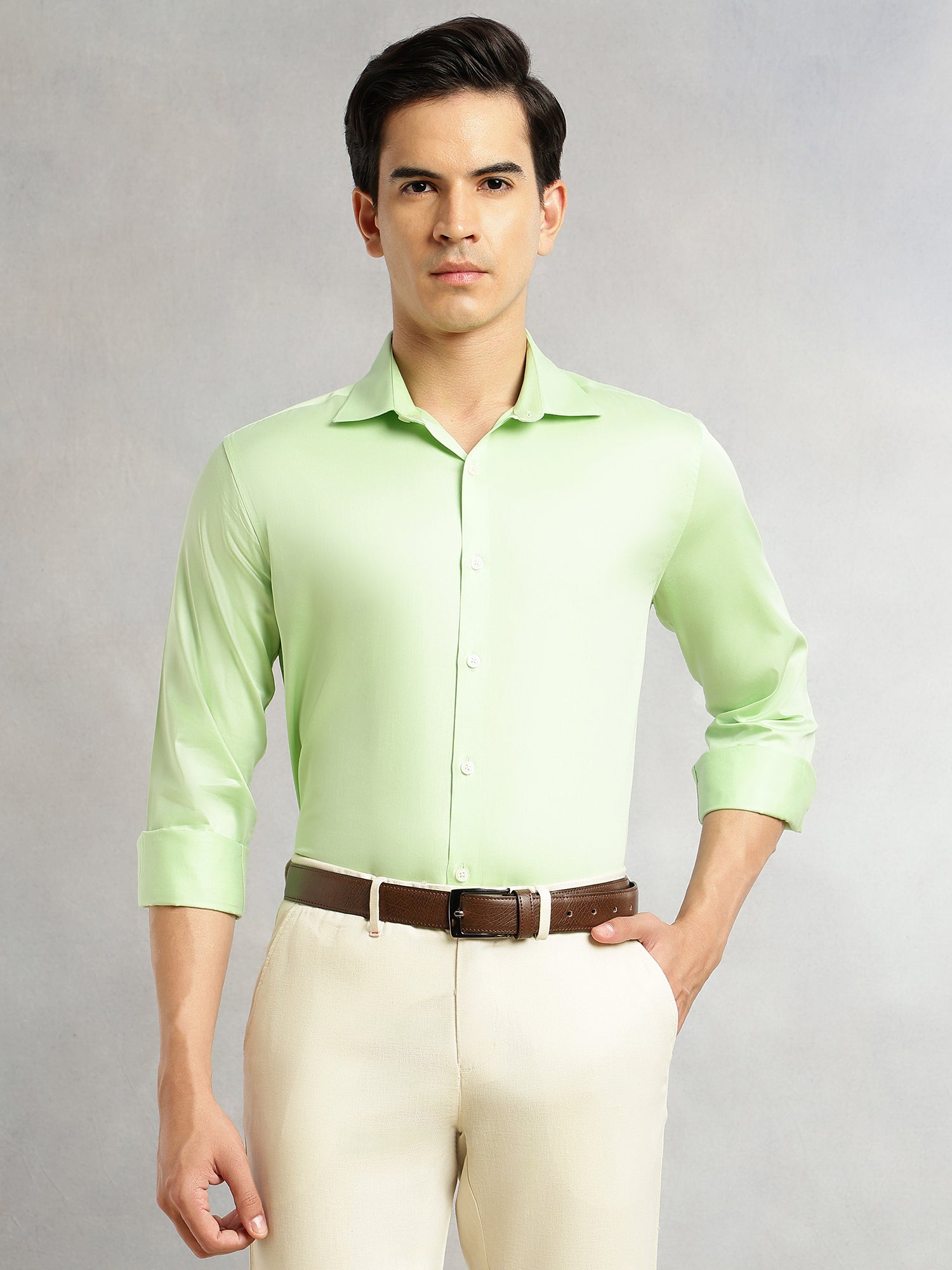 Thomas Scott Men Pista Regular Fit Long Sleeves Spread Collar Solid 100% Cotton Formal Shirt