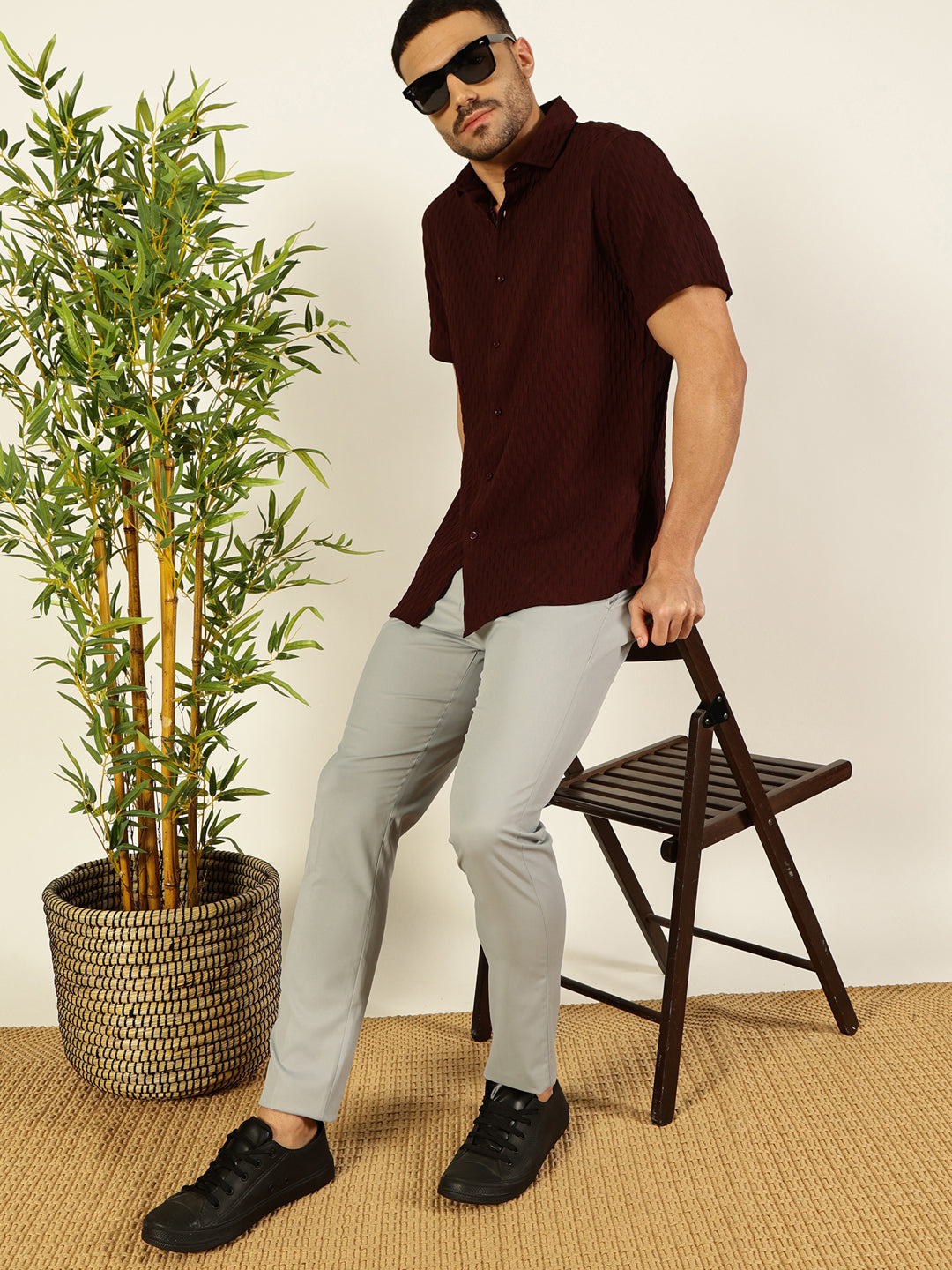 Thomas Scott Men Maroon Premium Short Sleeves Regular Fit Spread Collar Textured Casual Shirt