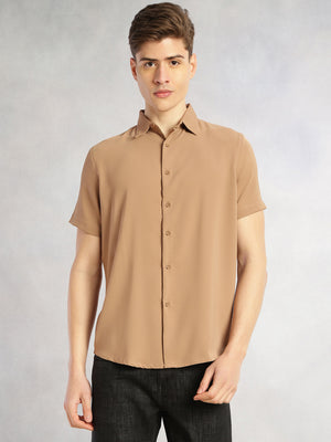 Thomas Scott Men Brown Regular Fit Short Sleeves Spread Collar Solid Polyester Casual Shirt