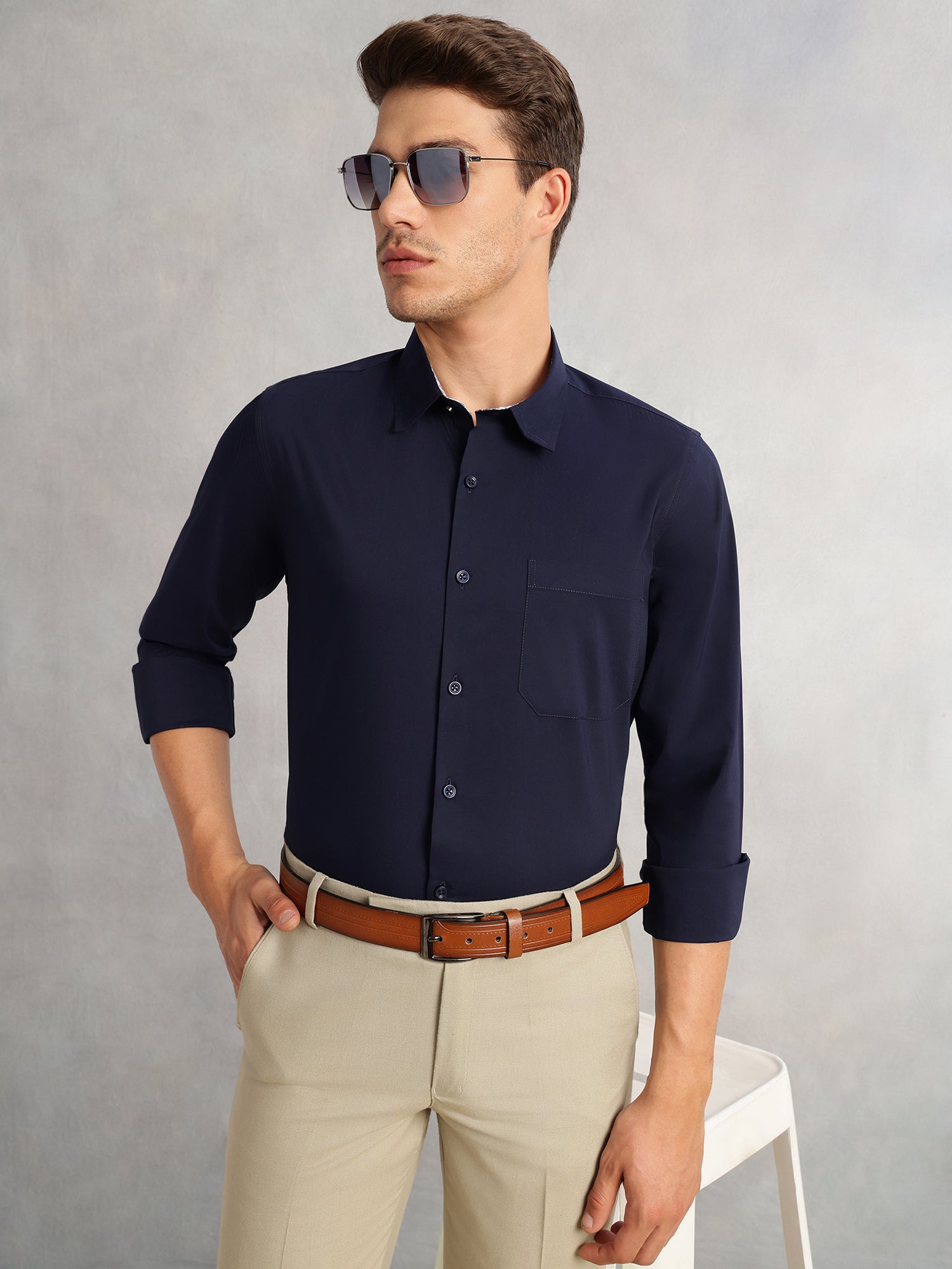 Thomas Scott Men Navy Premium Regular Fit Long Sleeves Spread Collar Solid 100% Cotton Formal Shirt