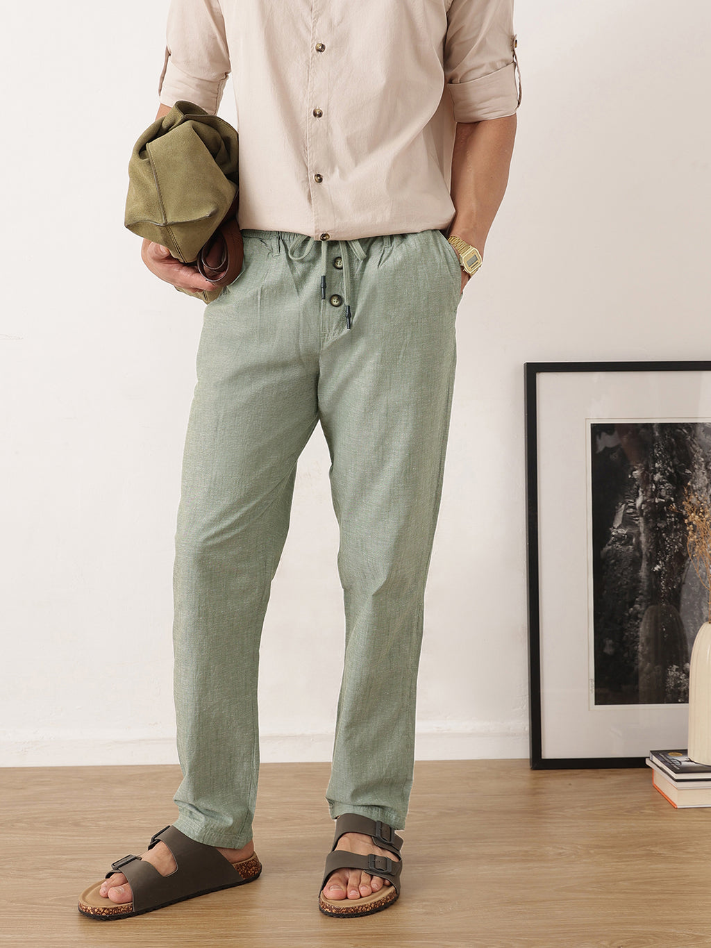 Thomas Scott Men Green Smart Relaxed Fit Mid-Rise Solid Cotton Linen Pleated Casual Trousers