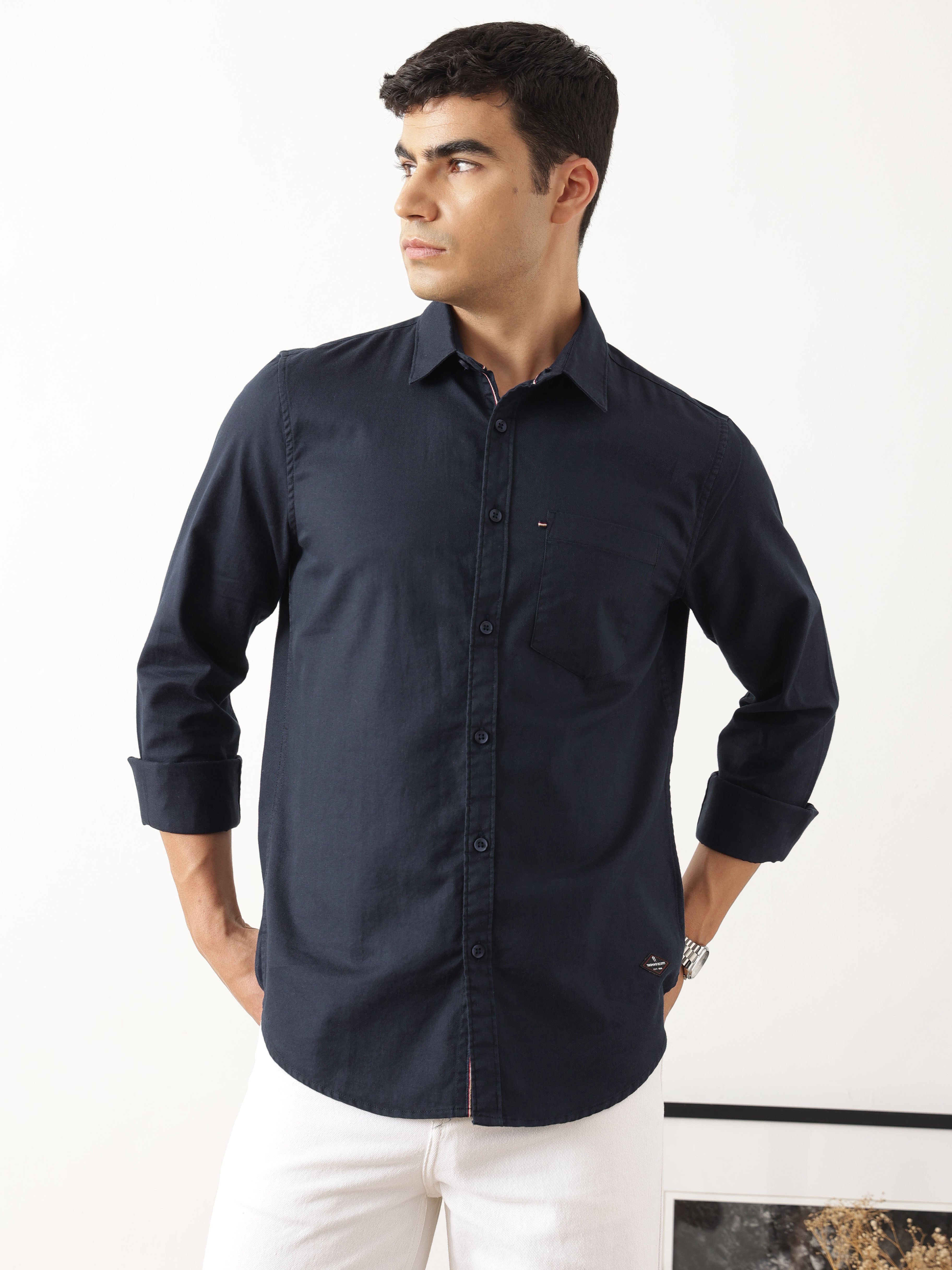 Thomas Scott Men Relaxed Navy Slim Fit Long Sleeves Spread Collar Solid Cotton Casual Shirt