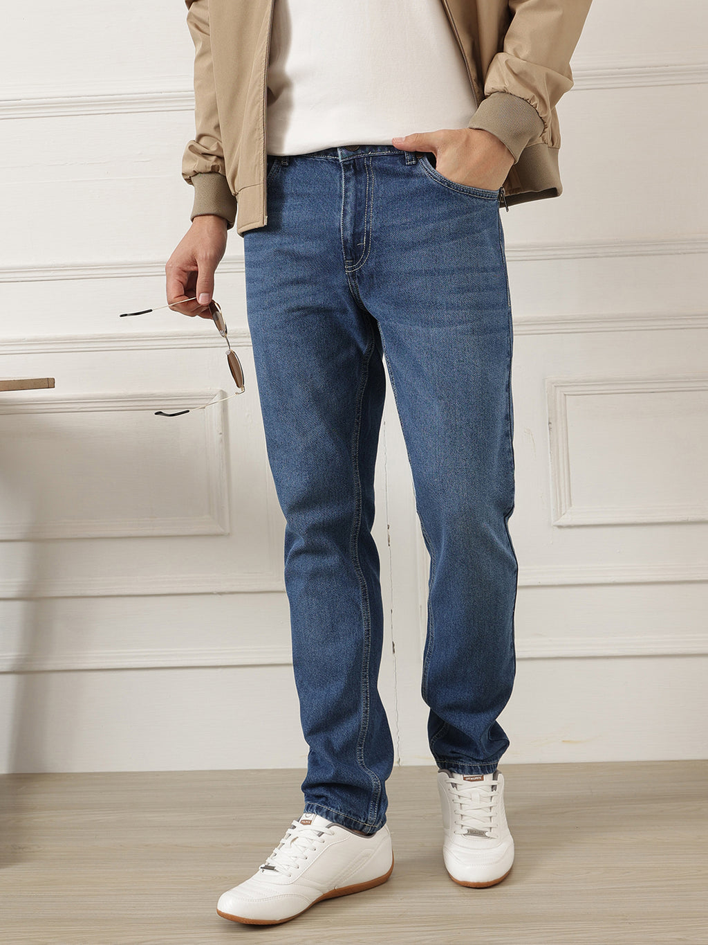 Dark Blue Smart Slim Fit Mid-Rise Clean Look Non-Stretchable Jeans For Men