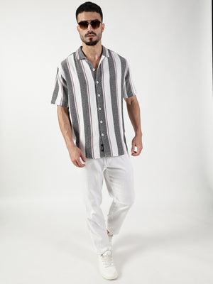 Thomas Scott Men White Premium Slim Fit Short Sleeves Spread Collar Vertical Stripes Cotton Casual Shirts