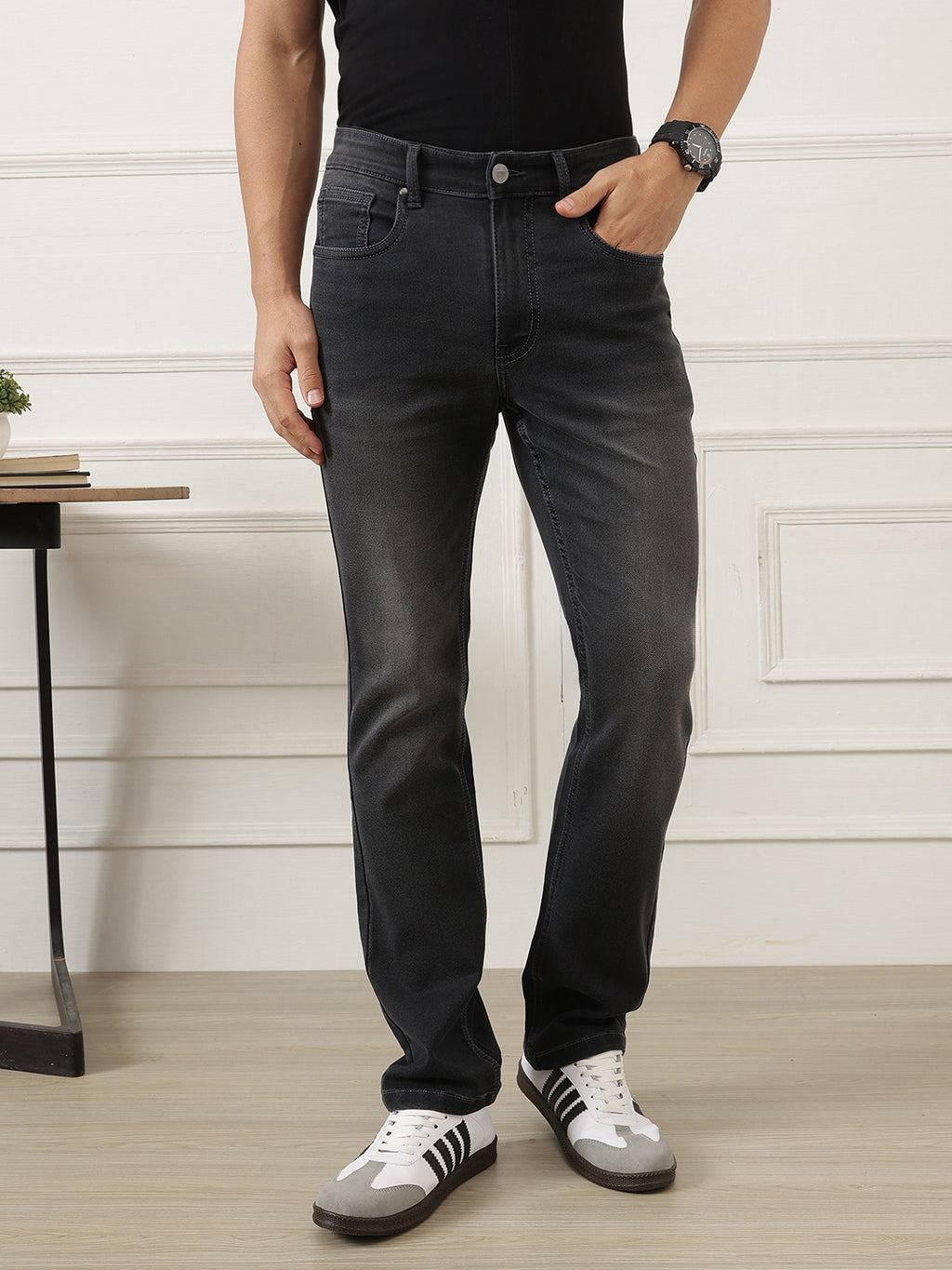 Black Smart Straight Fit Mid-Rise Clean Look Stretchable Jeans For Men