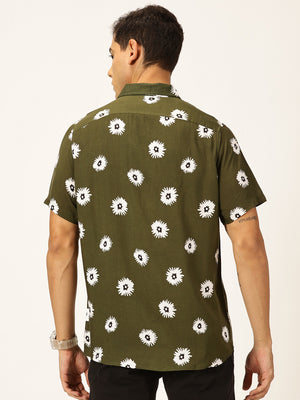 Thomas Scott Men Green Premium Short Sleeves Slim Fit Spread Collar Floral Printed Casual Shirt