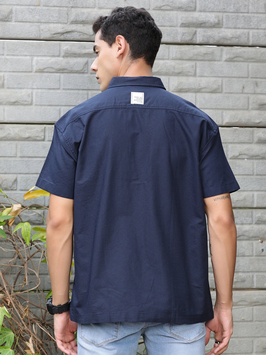 Thomas Scott Men Navy Smart Boxy Fit Short Sleeves Spread Collar Solid Cotton Oxford Shirt