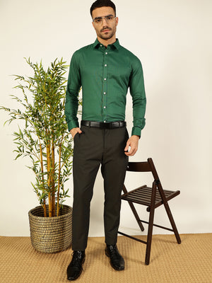 Thomas Scott Men Green Premium Slim Fit Long Sleeves Spread Collar Solid 100% Cotton Formal Shirt