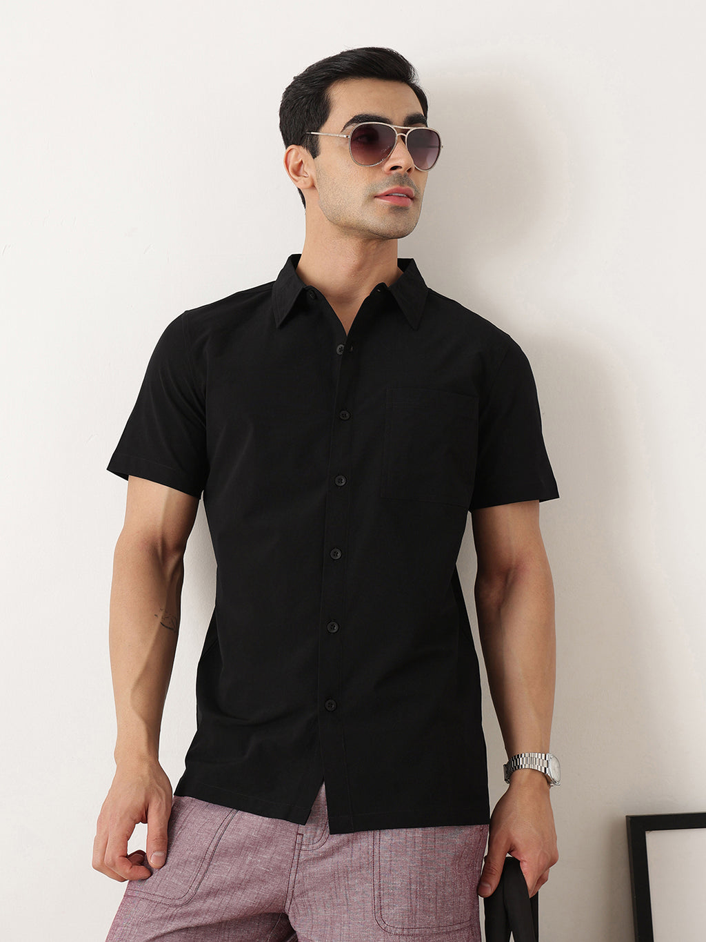 Thomas Scott Men Premium Black Slim Fit Short Sleeves Spread Collar Solid Casual Shirt