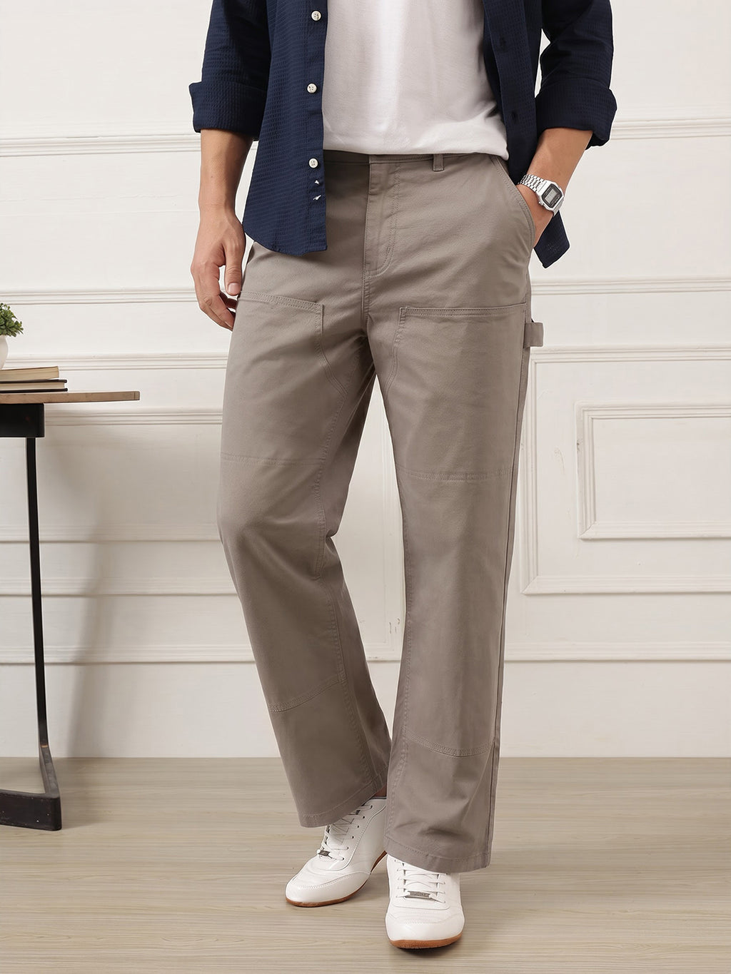 Grey Smart Easy Wash Regular Fit Mid-Rise Solid Woven Carpenter Trouser For Men