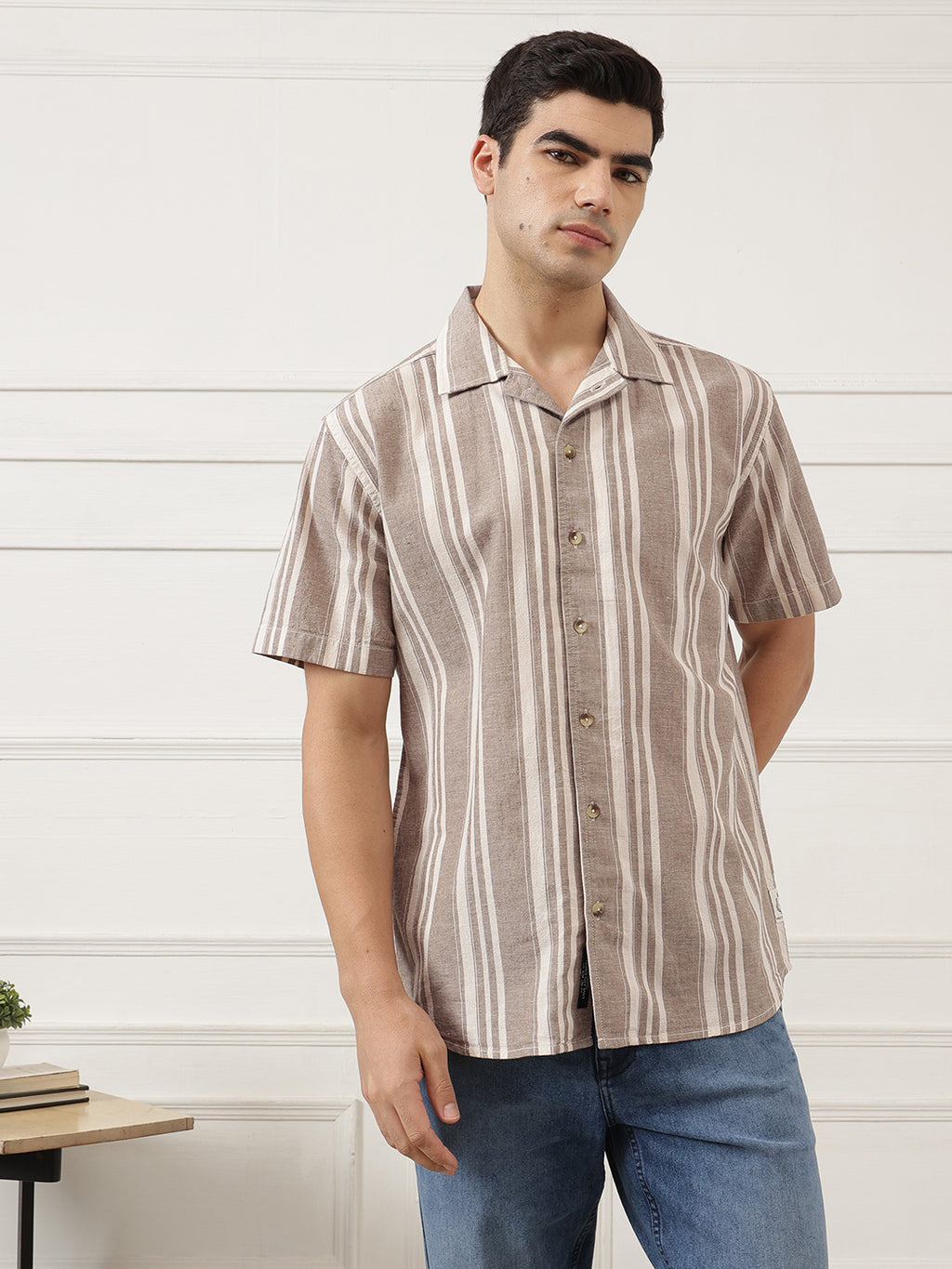 Brown Oversized Fit Vertical Stripes Cuban Collar Cotton Linen Casual Shirt For Men