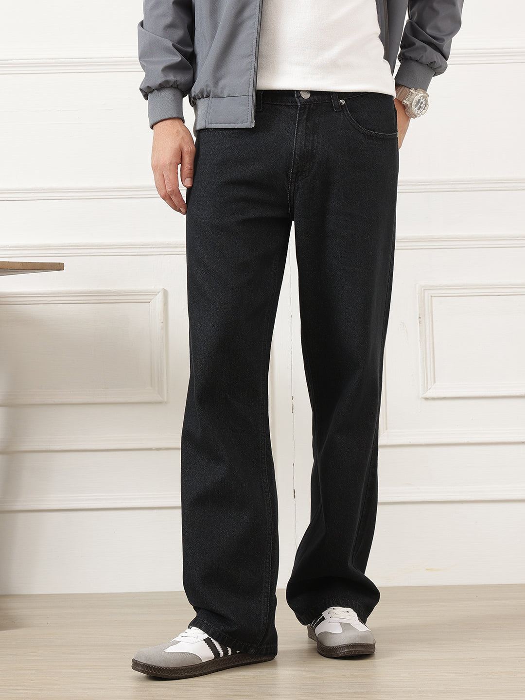 Black Smart Baggy Fit Mid-Rise No Faded Clean Look Non-Stretchable Jeans For Men