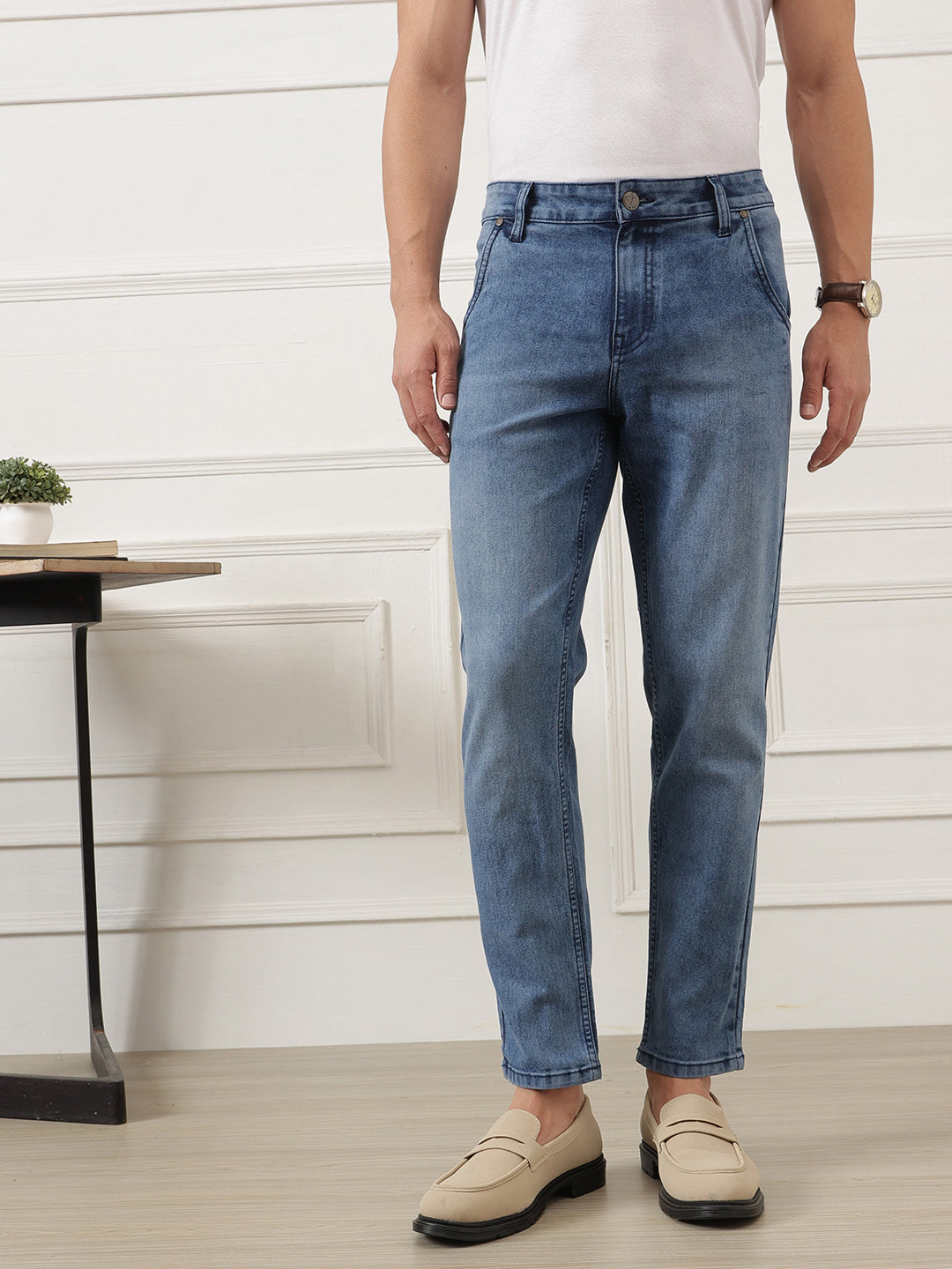 Mid Blue Smart Carrot Fit Mid-Rise Clean Look Stretchable Jeans For Men