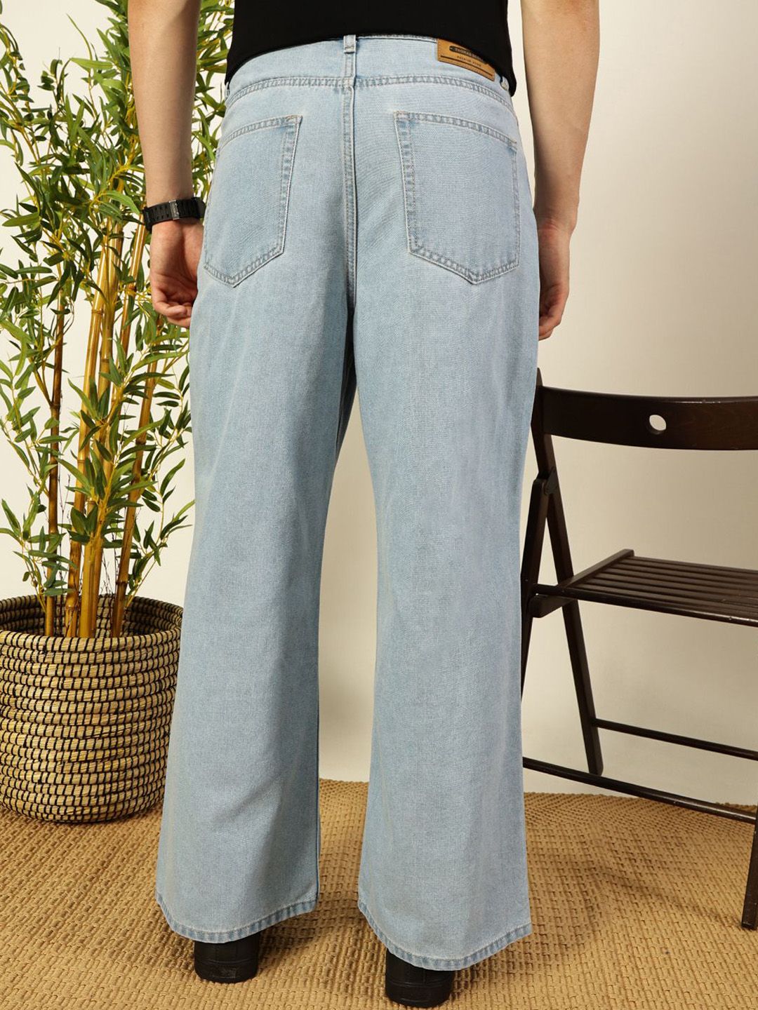 Blue Classic Bootcut Fit Clean Look Non Stretchable Jeans For Men
