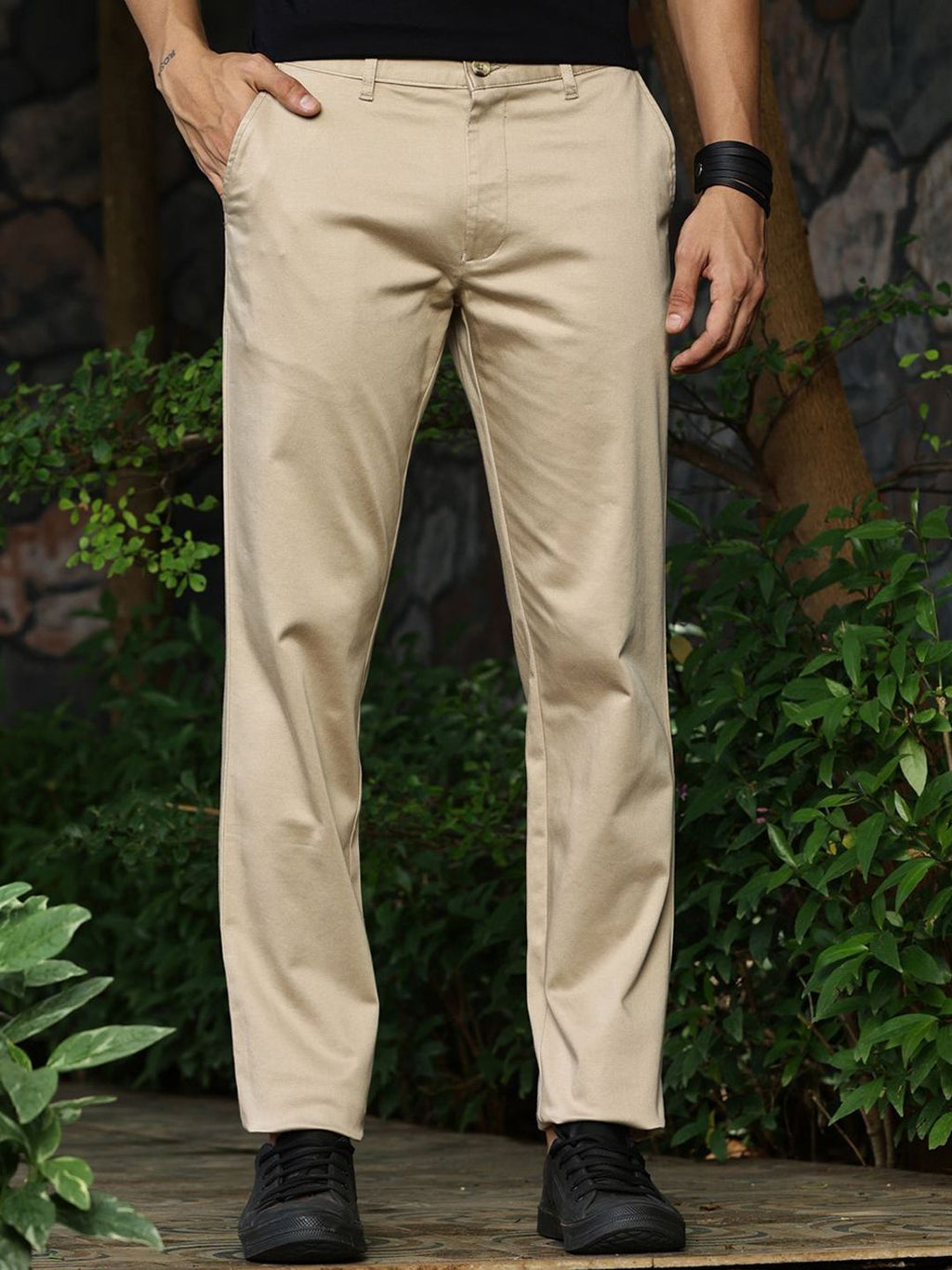 Thomas Scott Men Beige Smart Slim Fit Mid-Rise Solid Woven Chinos Trouser