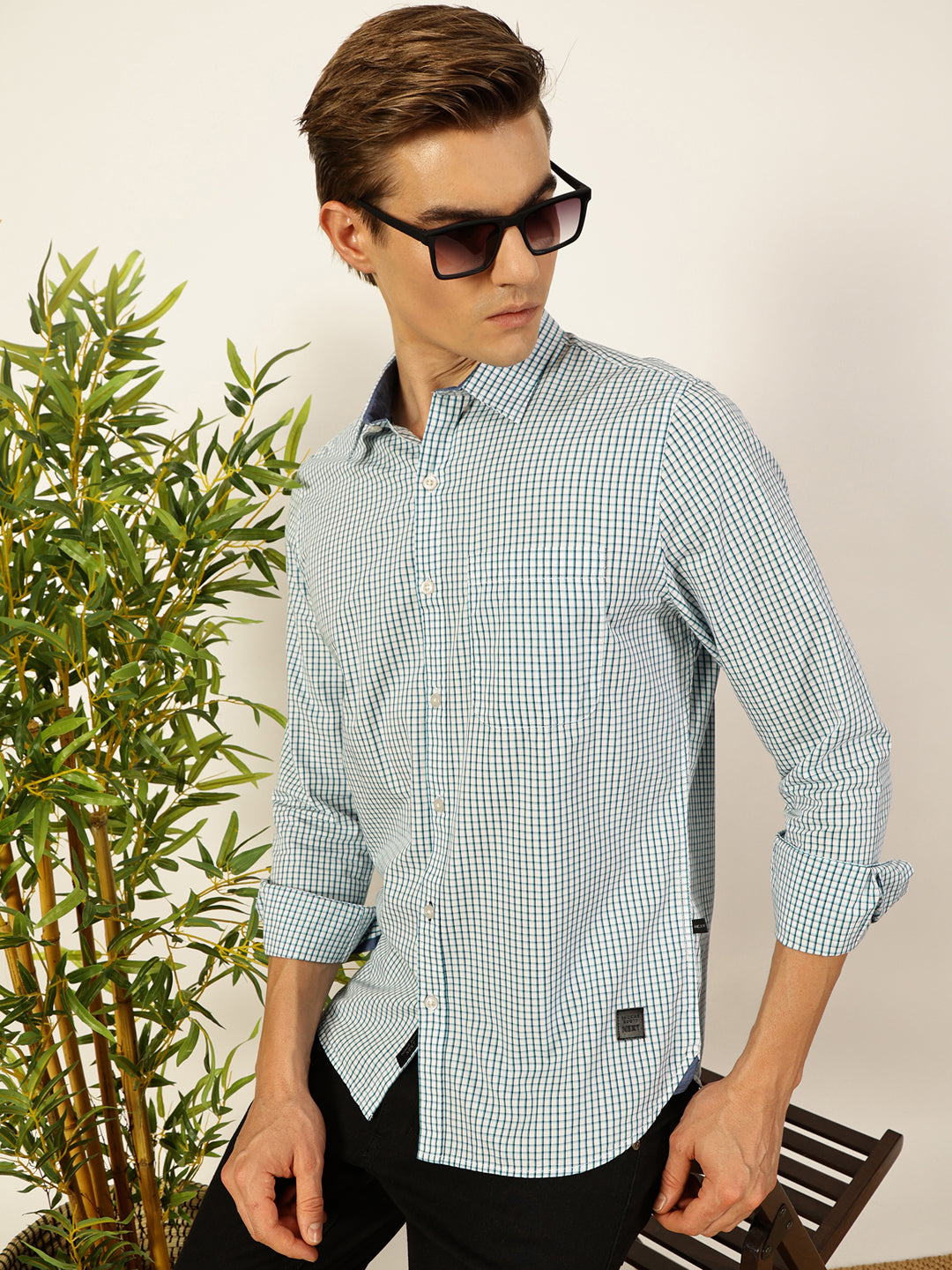 Thomas Scott Men Smart Spread Collar Micro Checked Cotton Slim Fit Casual Shirt
