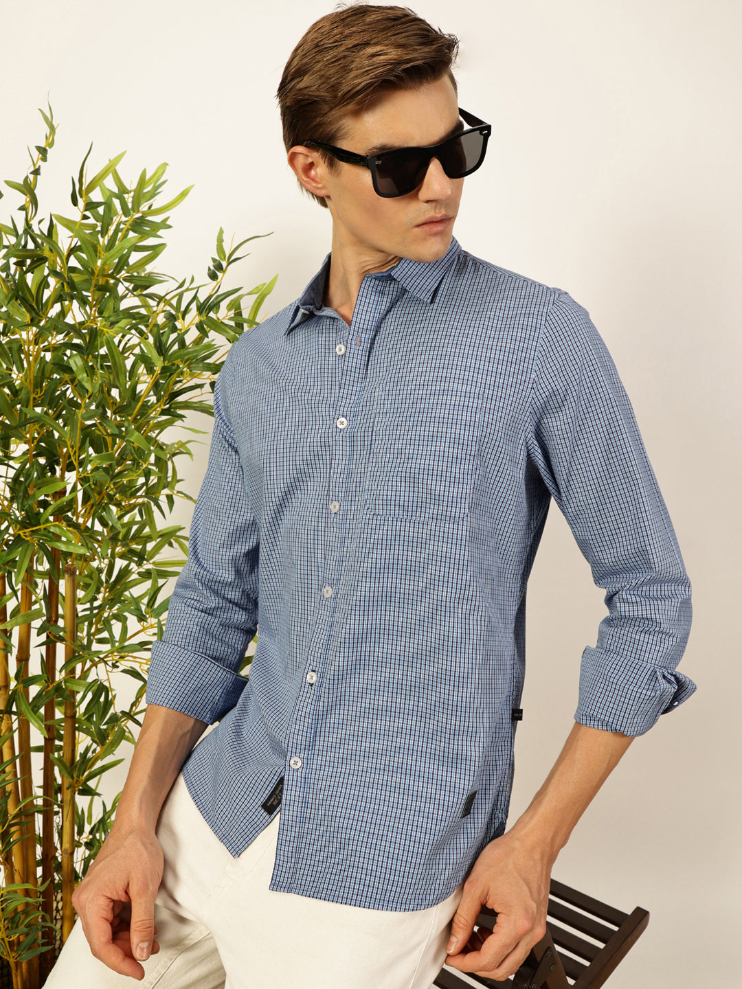 Thomas Scott Men Smart Spread Collar Micro Checked Cotton Slim Fit Casual Shirt