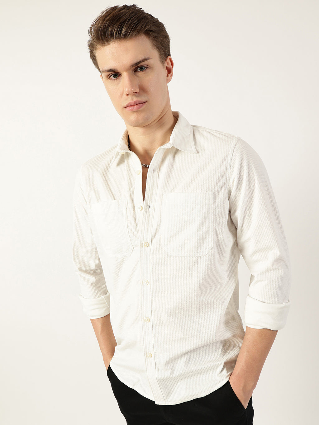 Thomas Scott Men White Classic Spread Collar Textured Slim Fit Casual Shirt
