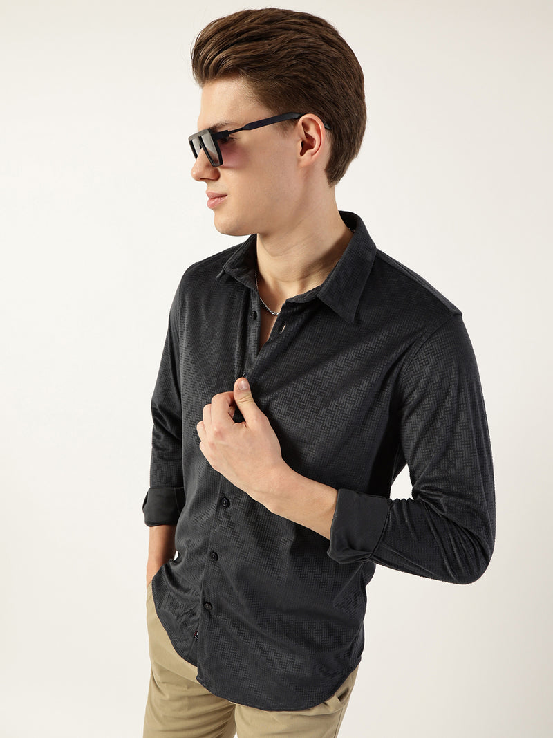 Thomas Scott Men Dark Grey Classic Spread Collar Textured Solid Slim Fit Casual Shirt