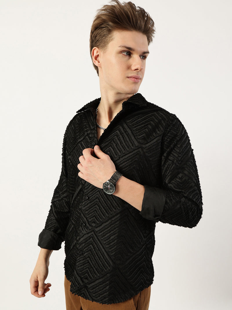 Thomas Scott Men Black Premium Spread Collar Textured Solid Slim Fit Casual Shirt