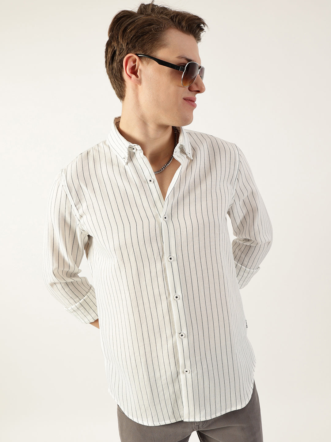 Thomas Scott Men White Premium Spread Collar Vertical Striped Slim Fit Casual Shirt