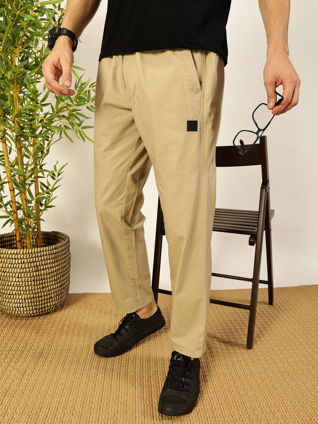 Thomas Scott Men Fawn Smart Regular Fit Mid-Rise Pleated Cotton Trouser