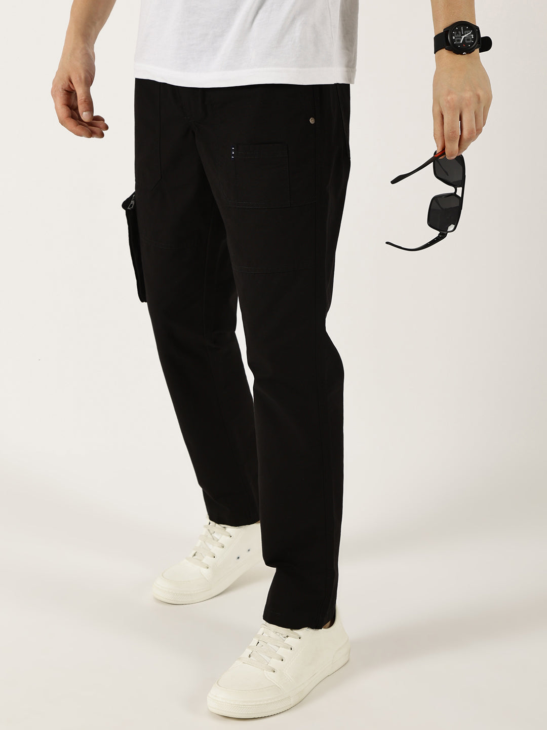 Black Cotton Solid Smart Easy Wash Cargo Trousers