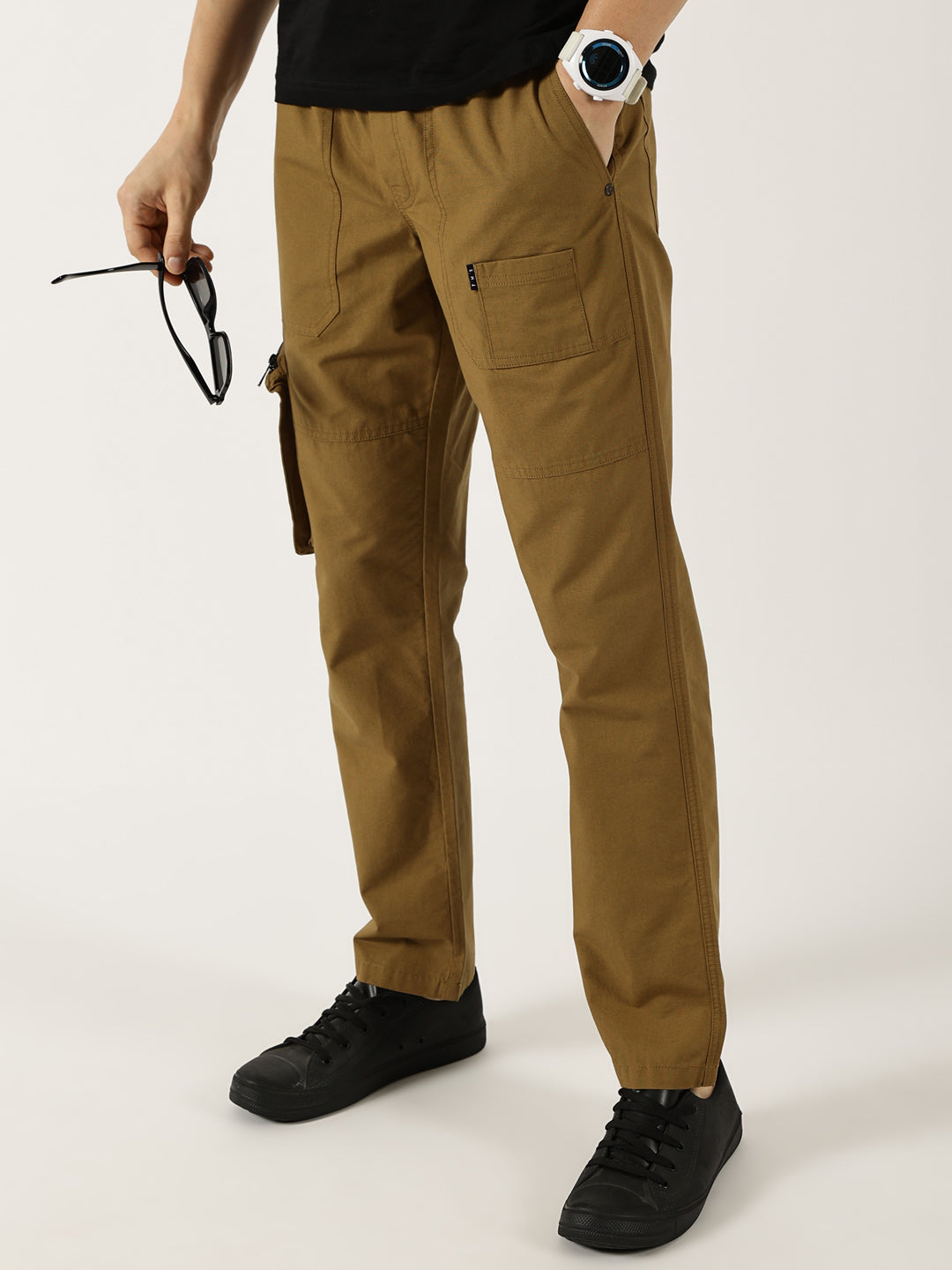Thomas Scott Men Brown Smart Regular Fit Mid-Rise Easy Wash Cotton Cargos