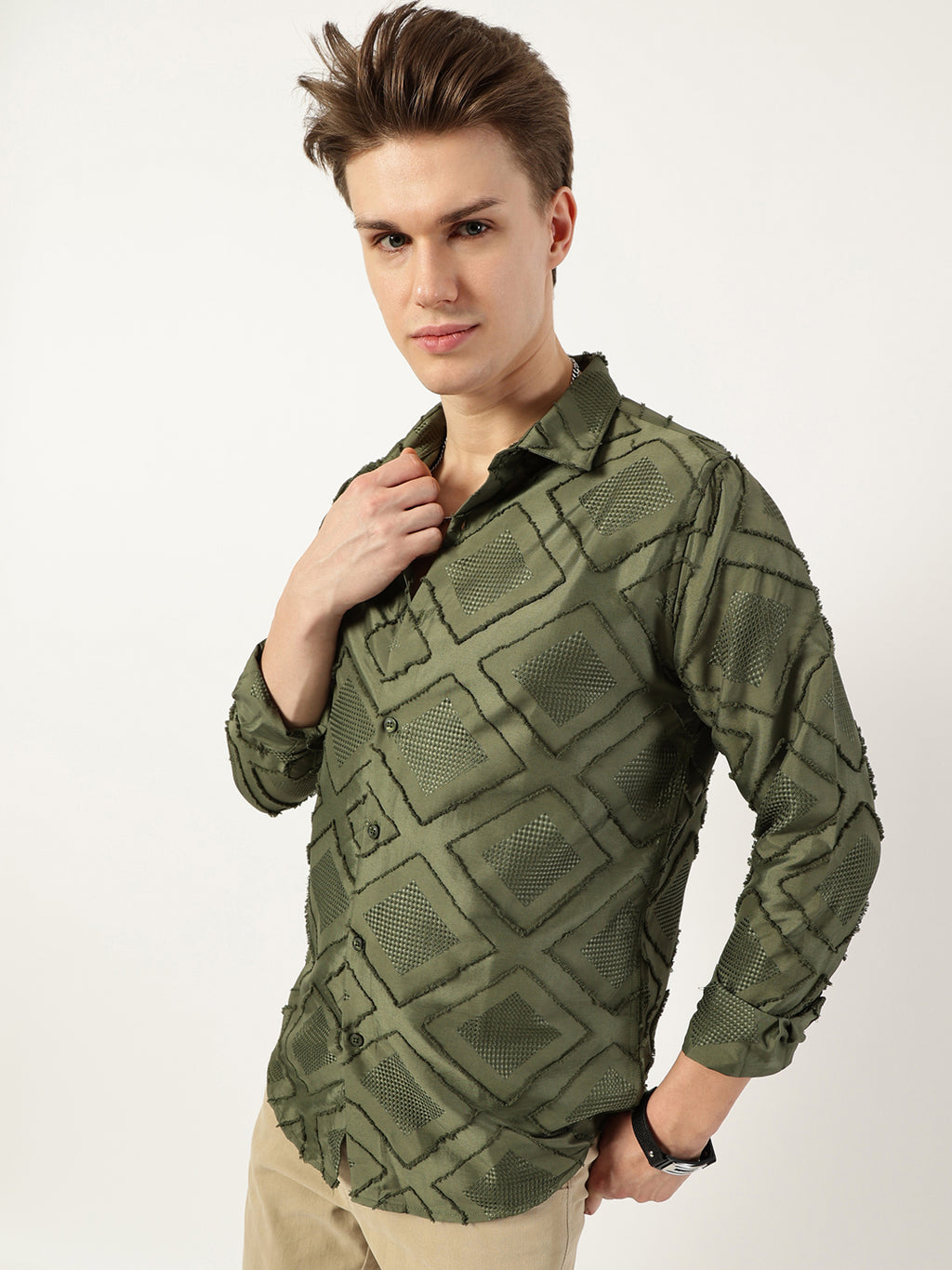 Thomas Scott Men Green Premium Spread Collar Graphic Printed Slim Fit Casual Shirt