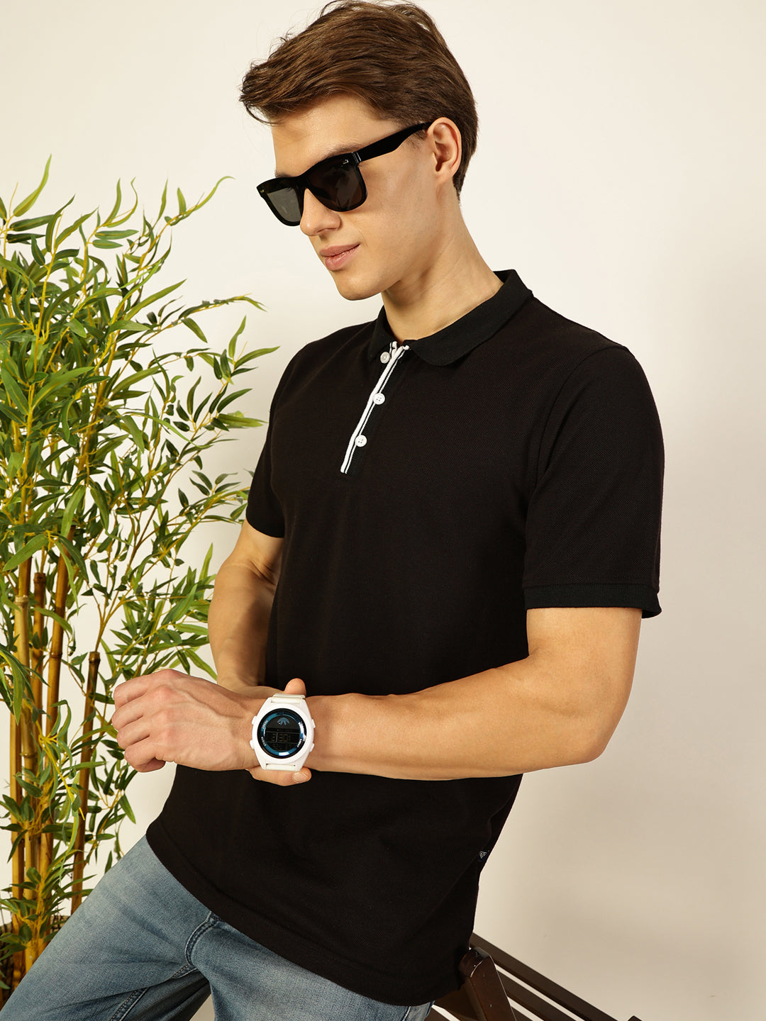 Thomas Scott Men Black Regular Fit Short Sleeves Solid Polo Collar Knit Tshirt