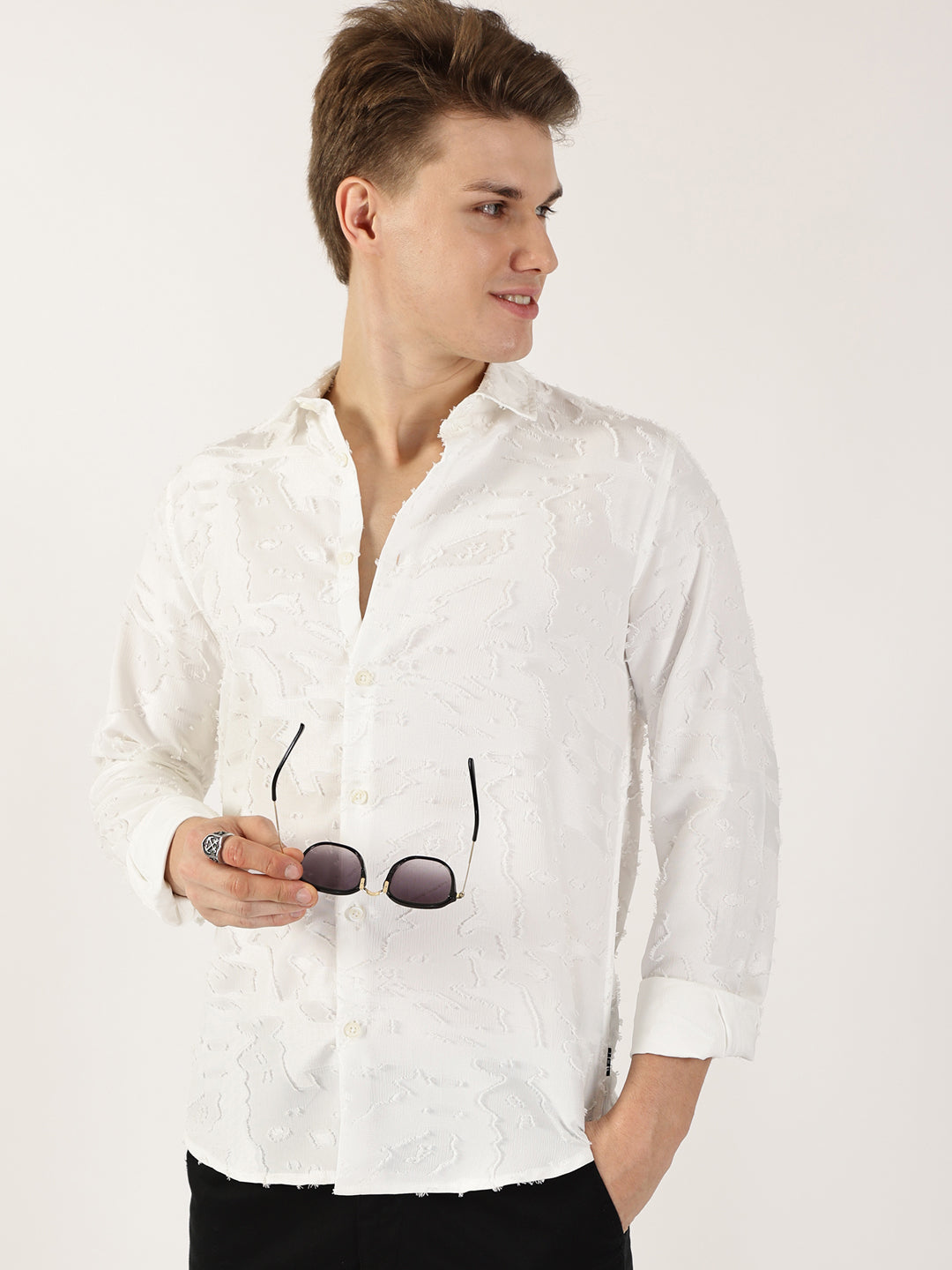 Thomas Scott Men White Premium Slim Fit Textured Casual Shirt