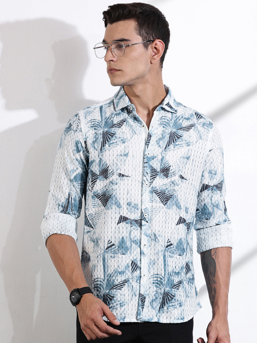 Thomas Scott Men Blue Slim Fit Long Sleeves Abstract Printed Casual Shirt