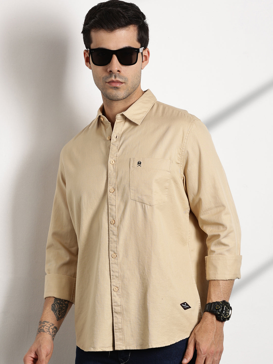 Thomas Scott Men Beige Slim Fit Long Sleeves Solid Cotton Casual Shirt