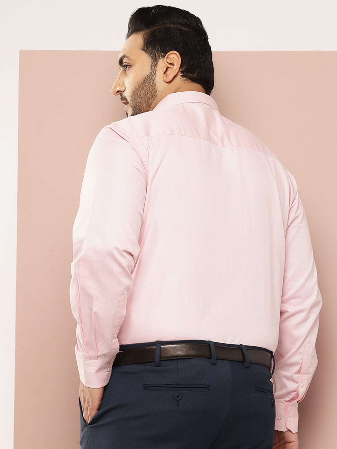 Thomas Scott Men Pink Plus Size Regular Fit Long Sleeves Micro Ditsy Printed Formal Shirt