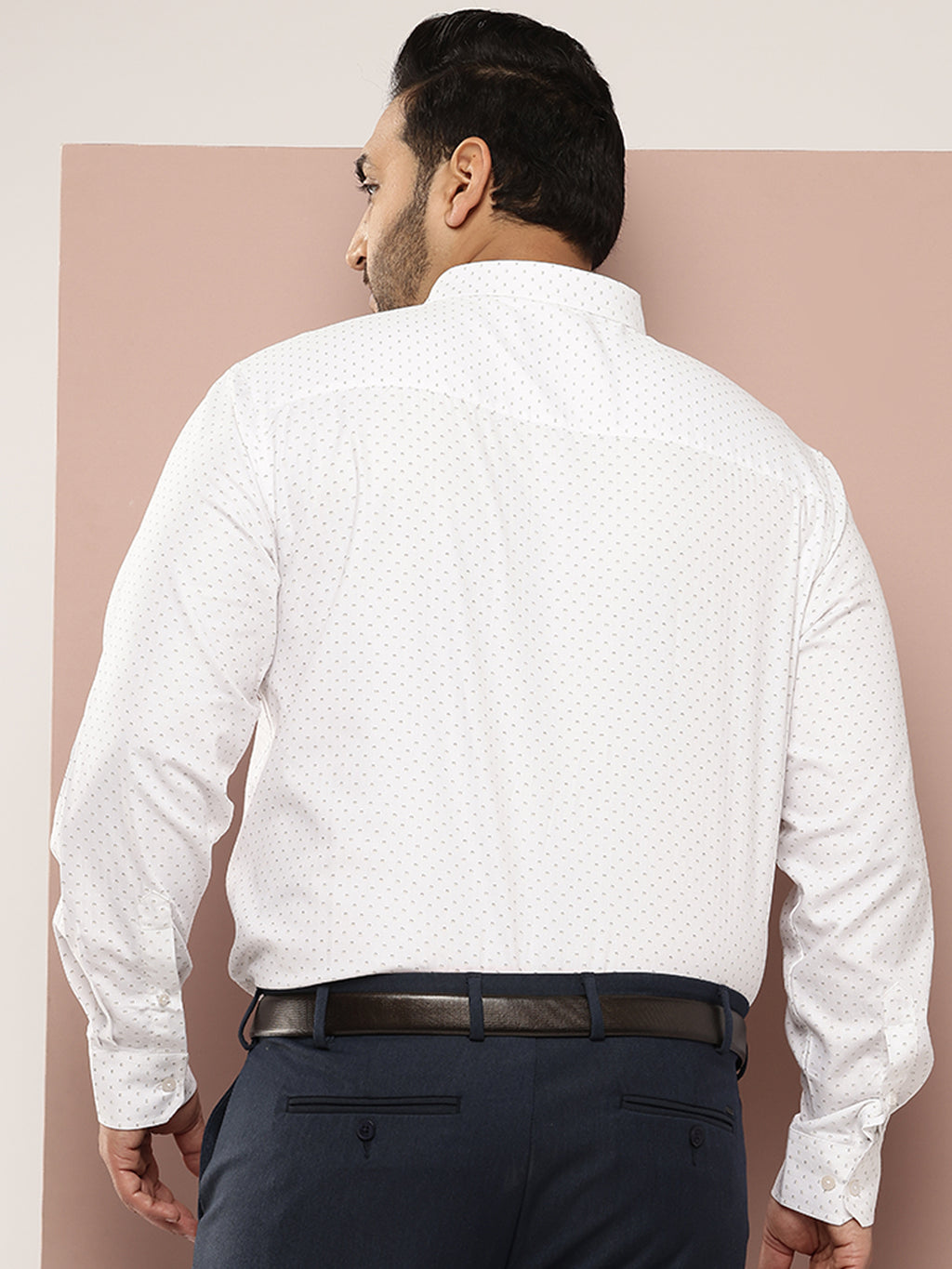 Thomas Scott Men White Plus Size Regular Fit Long Sleeves Polka Dots Printed Formal Shirt