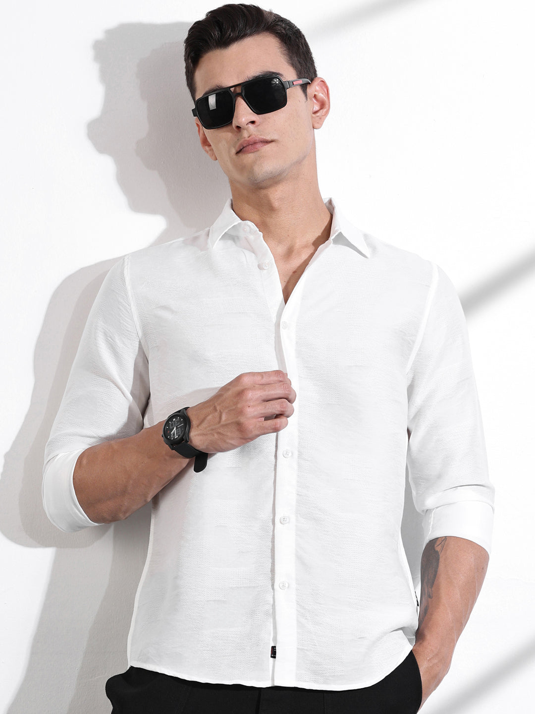 Thomas Scott Men White Slim Fit Long Sleeves Solid Self Design Casual Shirt