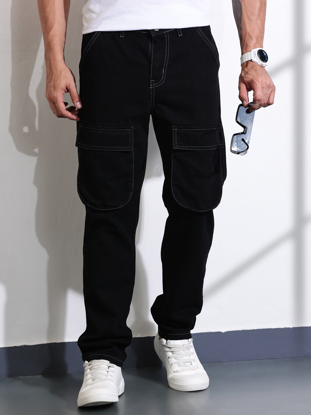 Thomas Scott Men Black Relaxed Fit Cargo Style Cotton Jeans