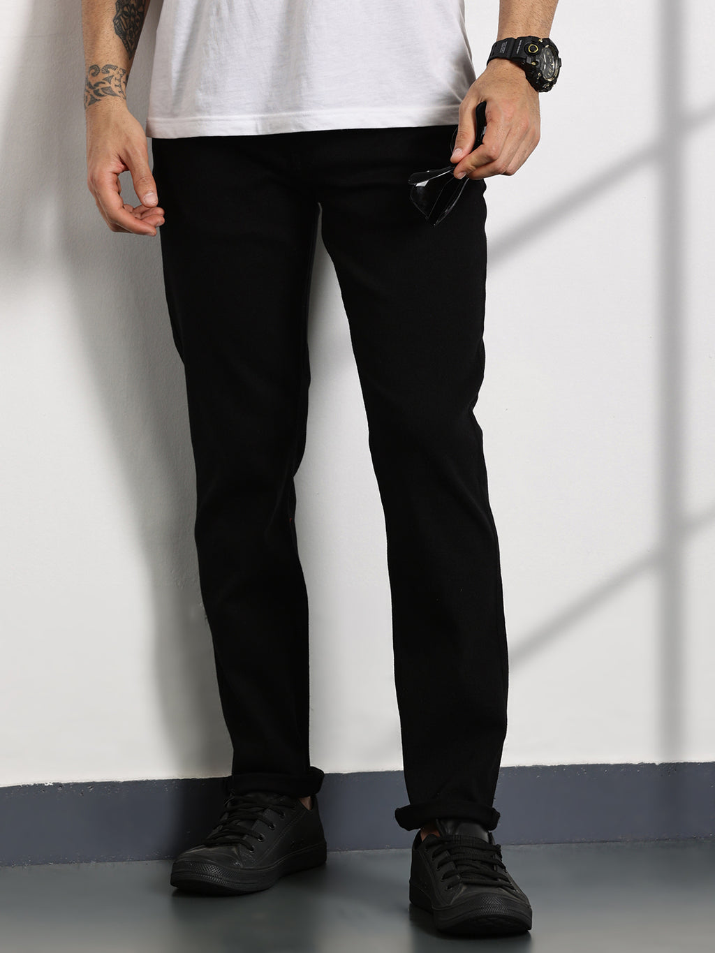 Thomas Scott Men Black Slim Fit Mid-Rise Clean Look Non stretchable Jeans
