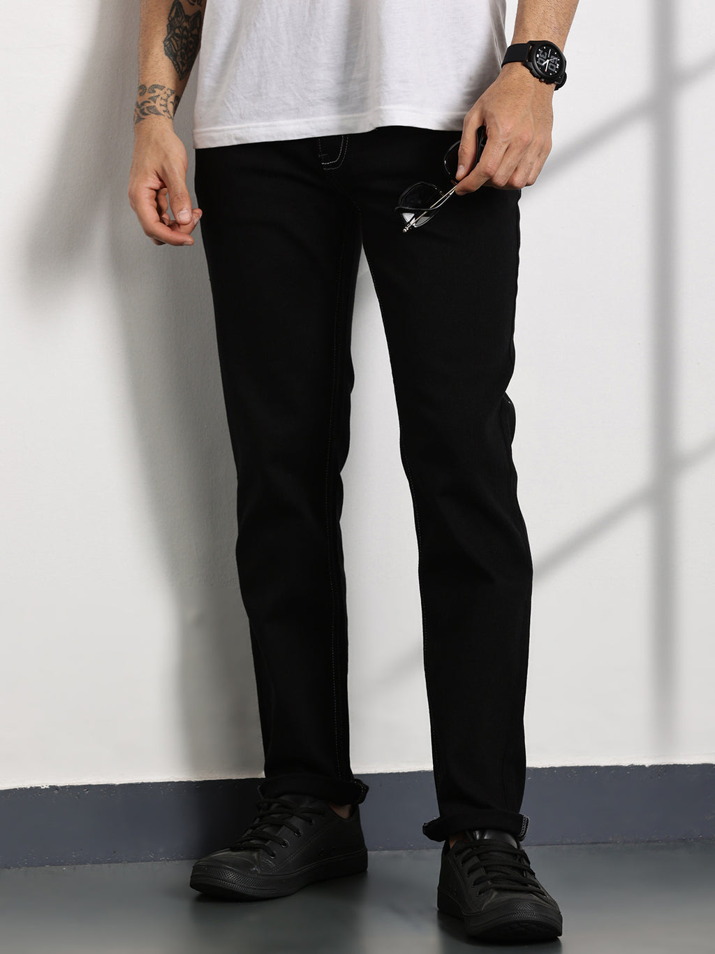 Thomas Scott Men Black Slim Fit Mid-Rise Clean Look Non stretchable Jeans