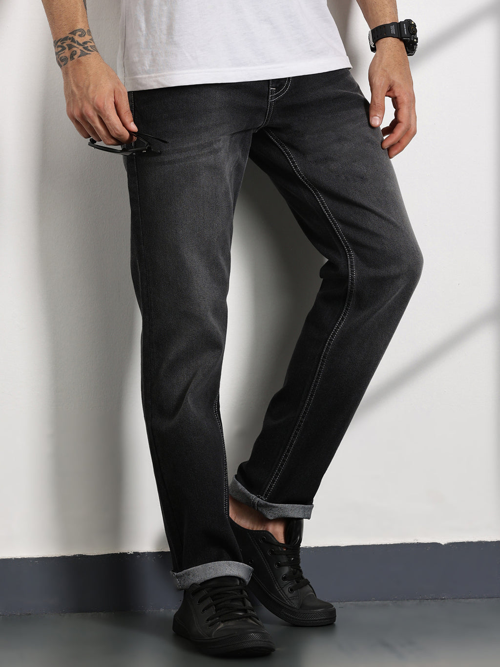 Thomas Scott Men Black Slim Fit Mid-Rise Clean Look Non stretchable Jeans