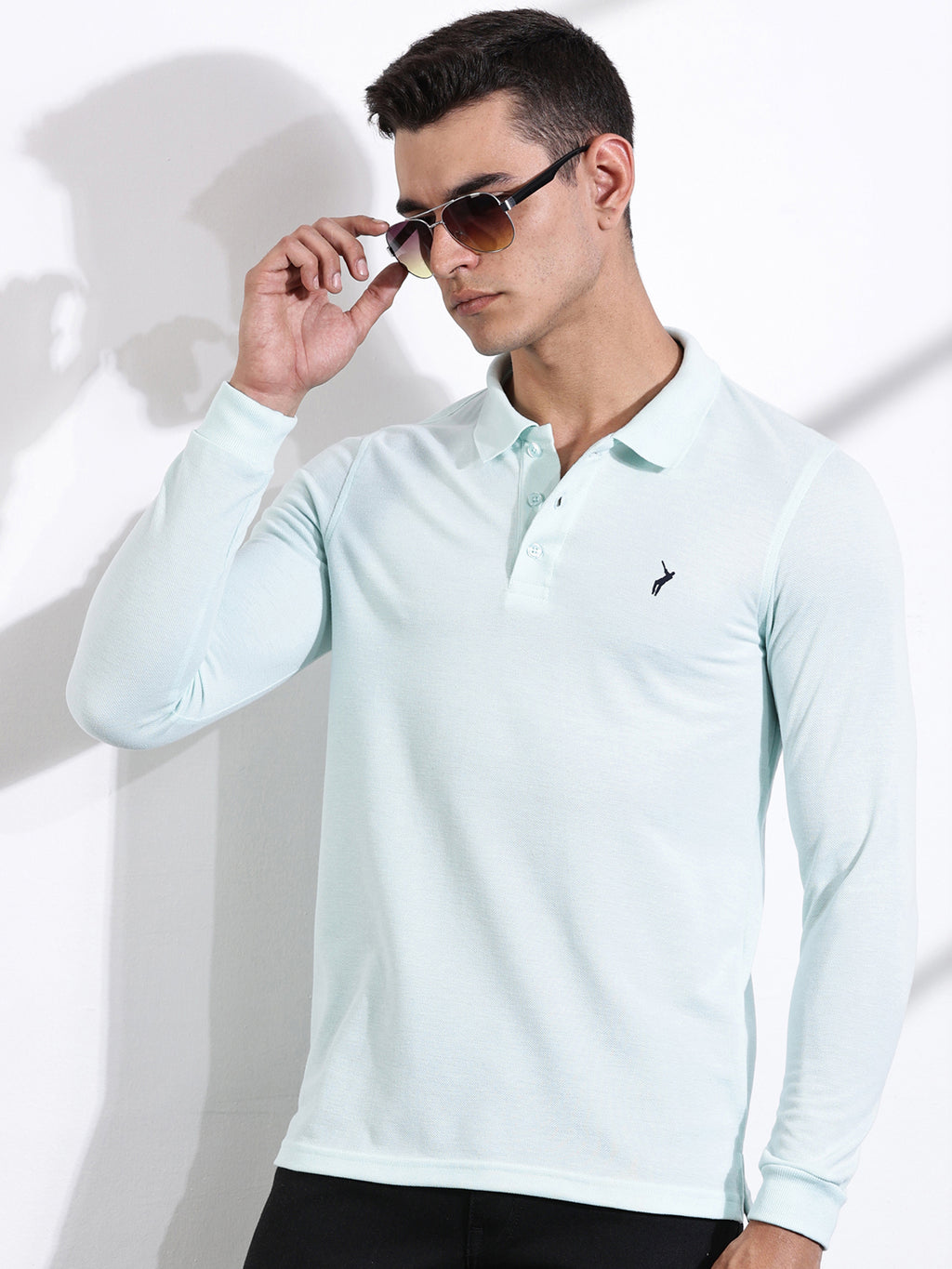 Thomas Scott Men Aqua Solid Polo Collar T-shirt