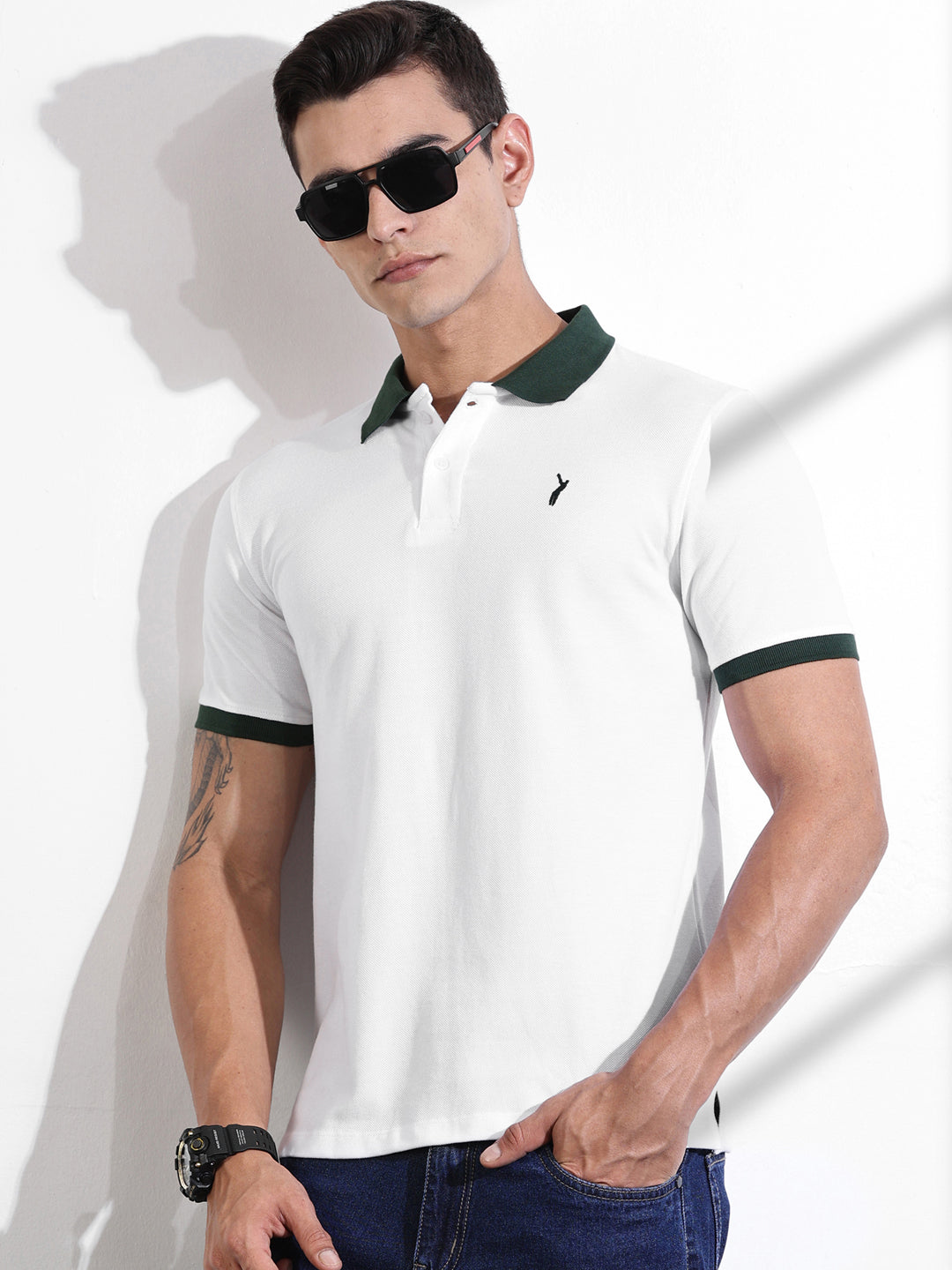 Thomas Scott Men White Polo Collar T-shirt