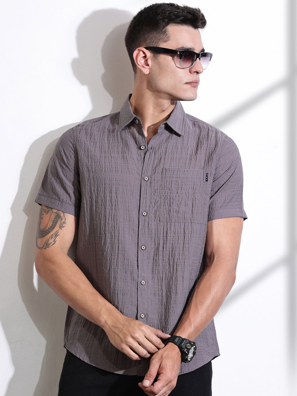 Thomas Scott Men Grey Slim Fit Textured Seersucker Casual Shirt