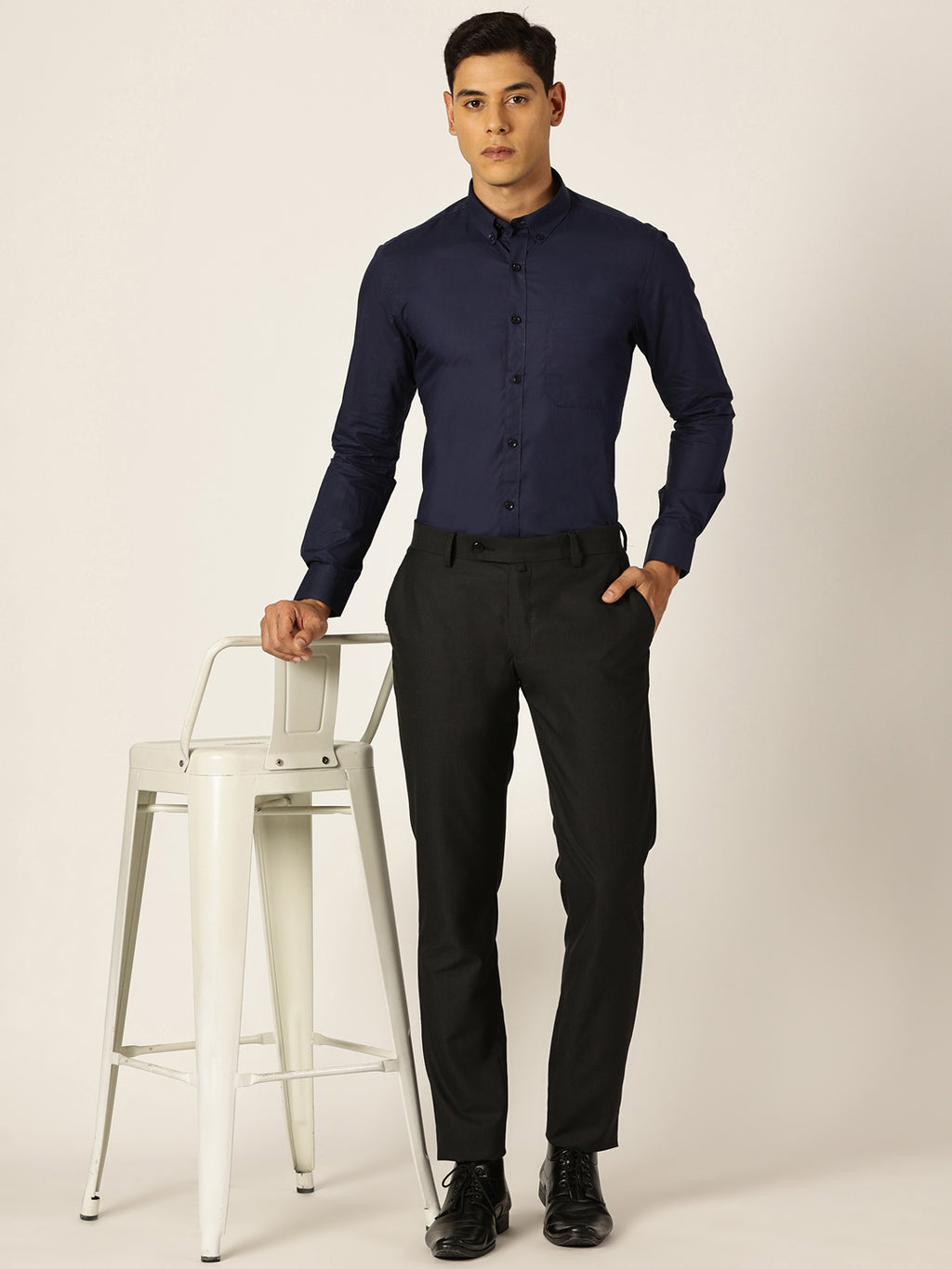 Thomas Scott Men NavyBlue Slim Fit Solid Cotton Formal Shirt